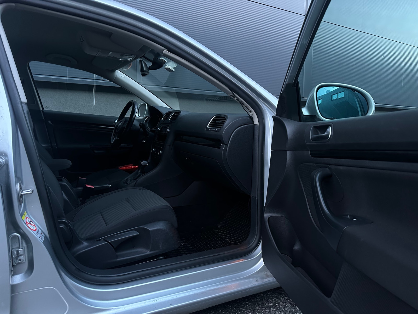 Volkswagen Golf Variant 1.6 TDI DPF DSG Sequential, 7-trins, 105ps, 2011