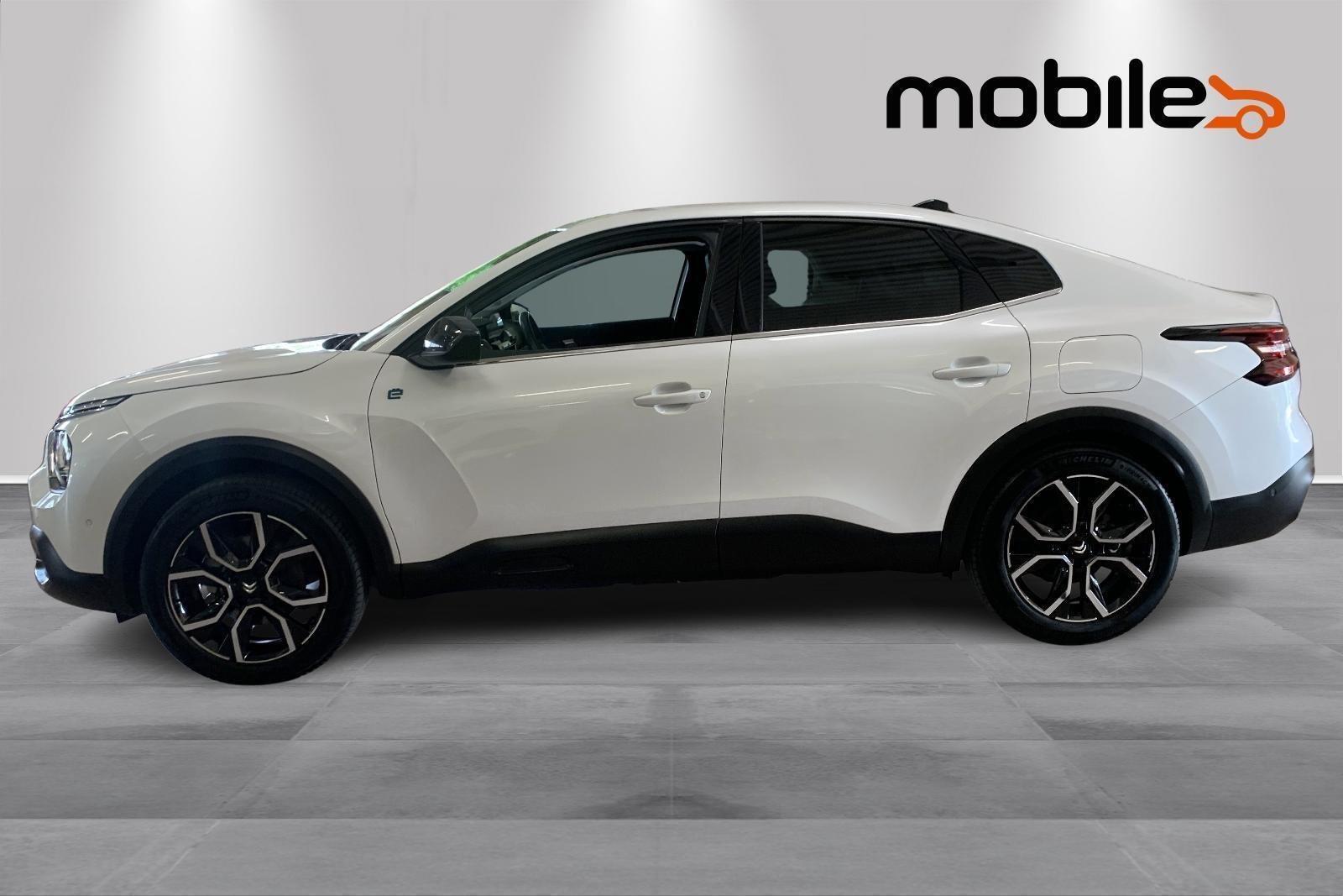 Citroën ë-C4 X, 156hp, 2023