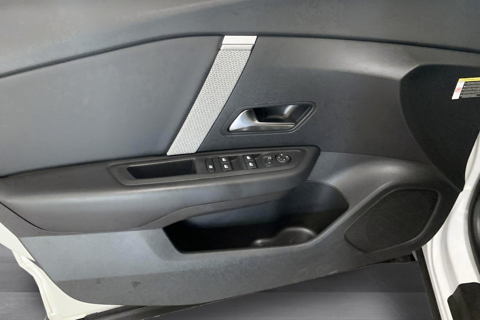 Citroën ë-C4 X, 156hp, 2023