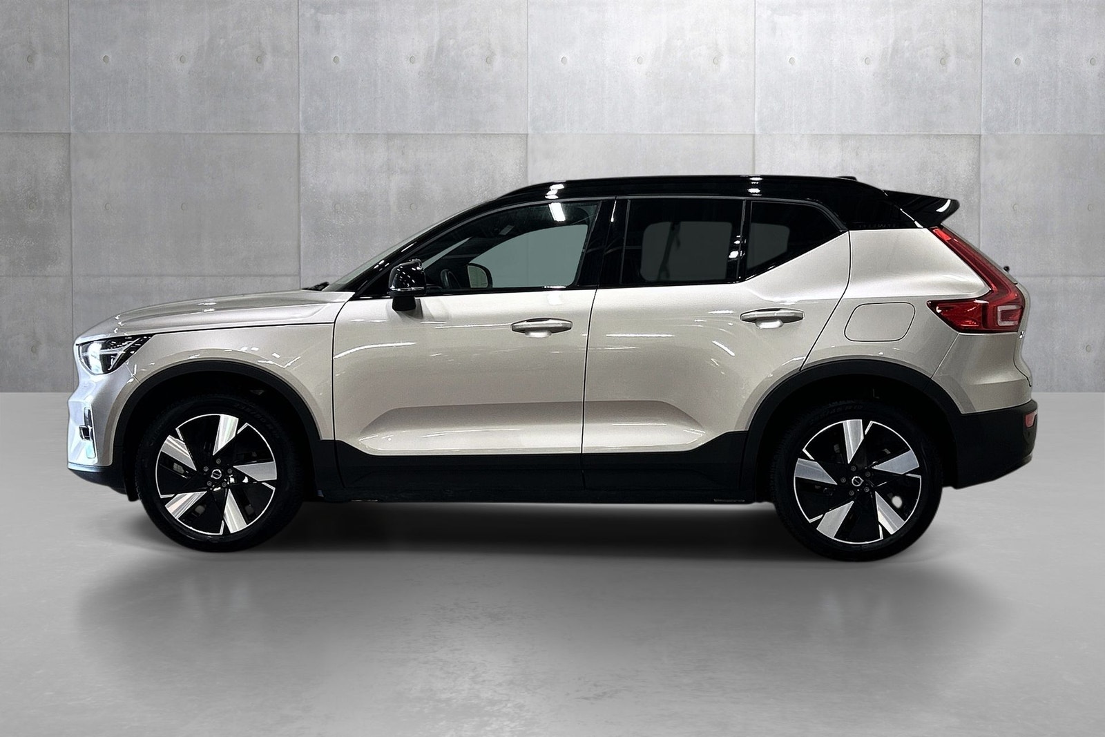 Volvo XC40 Recharge Extended Range, 252hk, 2024