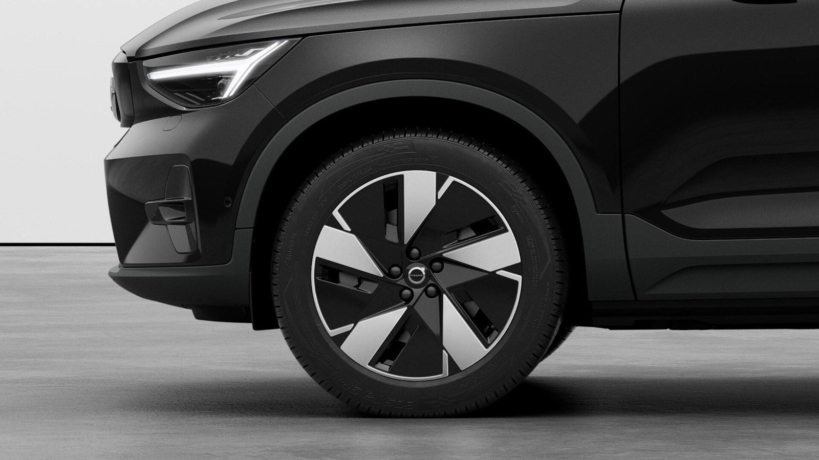Volvo XC40 Recharge Extended Range, 252hp, 2024