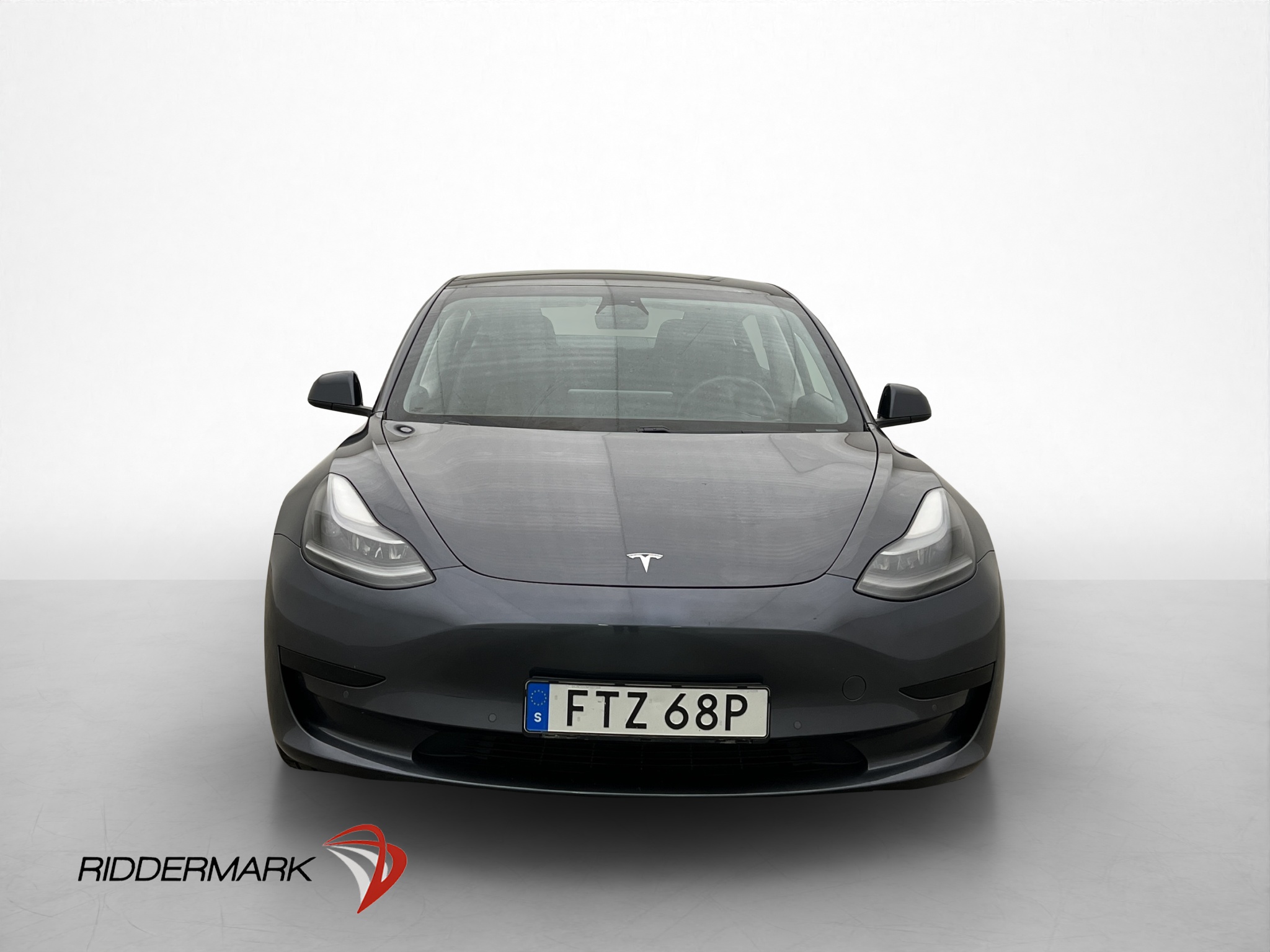 Tesla Model 3 Standard Range Plus, 325ps, 2021