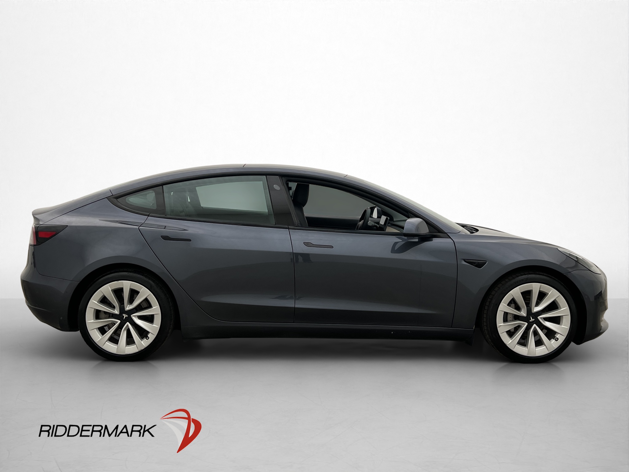 Tesla Model 3 Standard Range Plus, 325ps, 2021