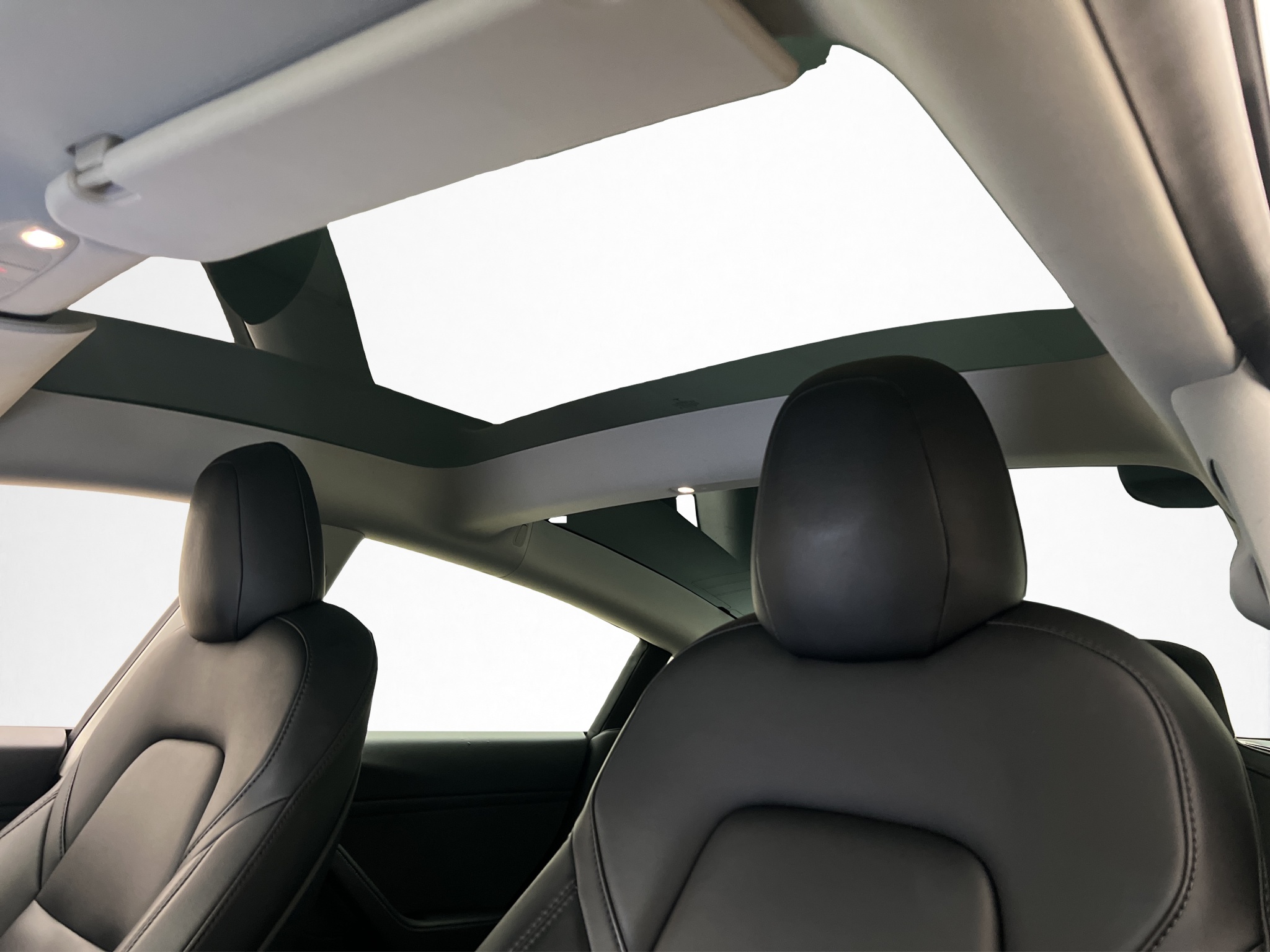 Tesla Model 3 Standard Range Plus, 325ps, 2021