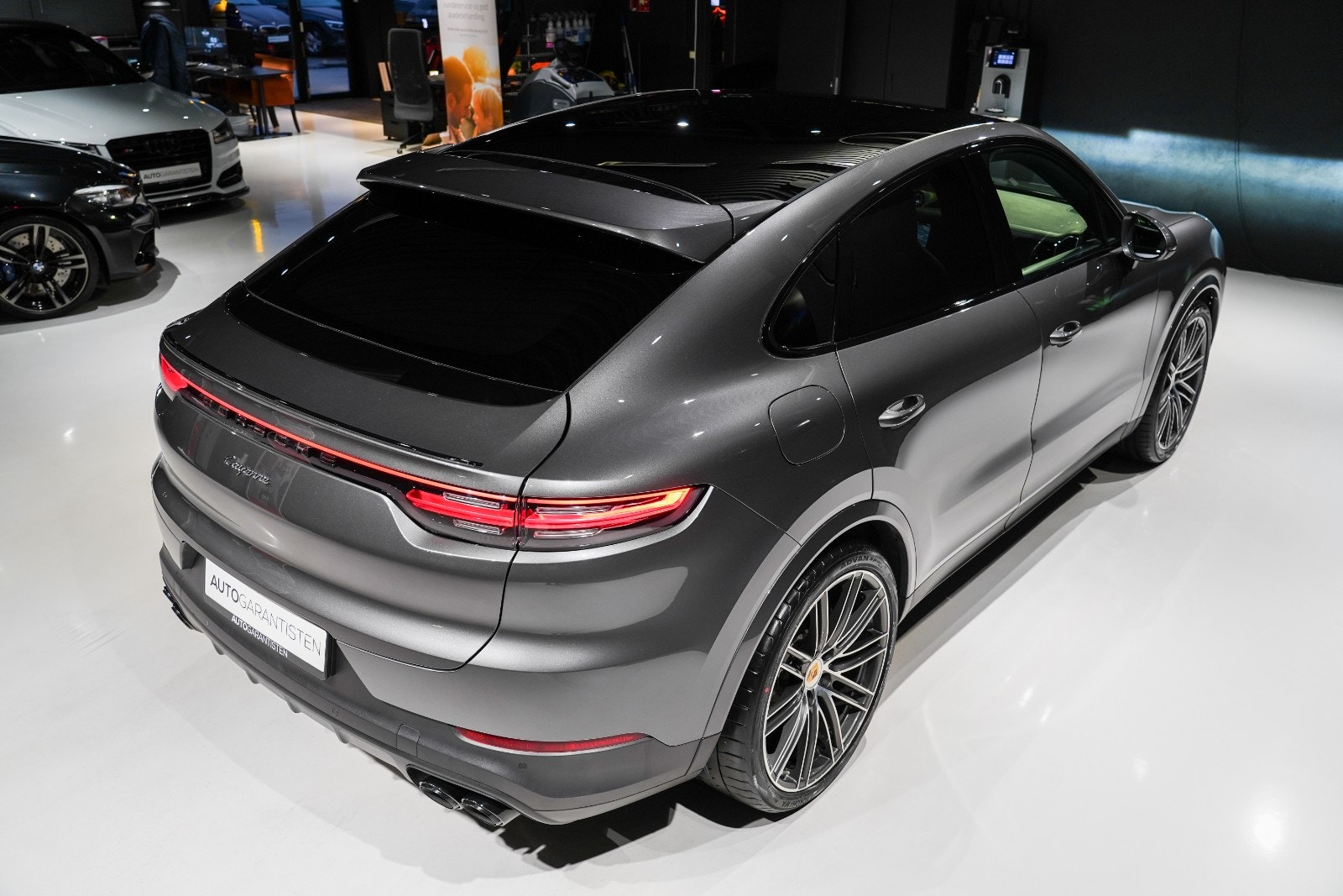 Porsche Cayenne E-Hybrid Coupé TipTronic S, 8-trins, 462ps, 2020