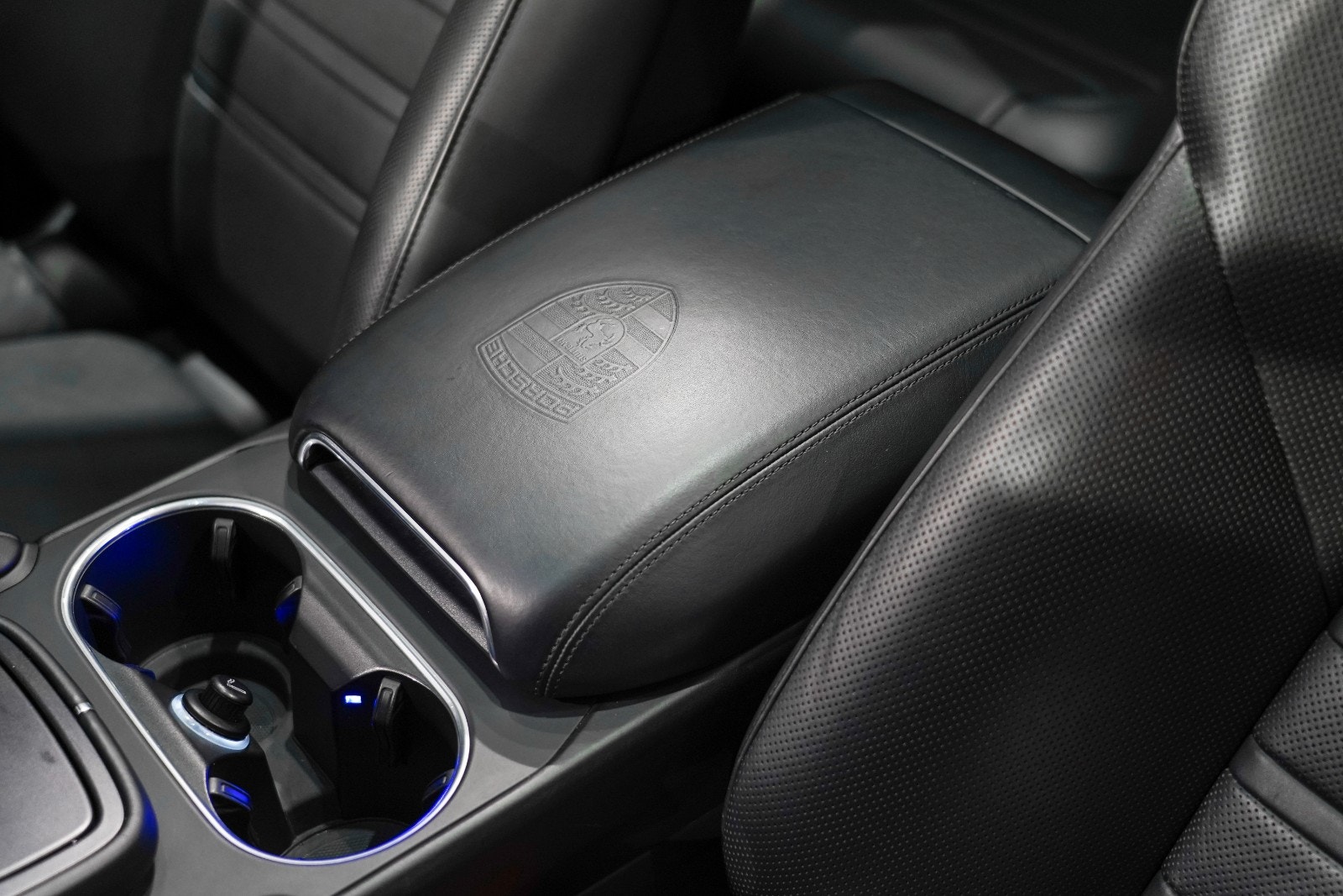 Porsche Cayenne E-Hybrid Coupé TipTronic S, 8-trins, 462ps, 2020