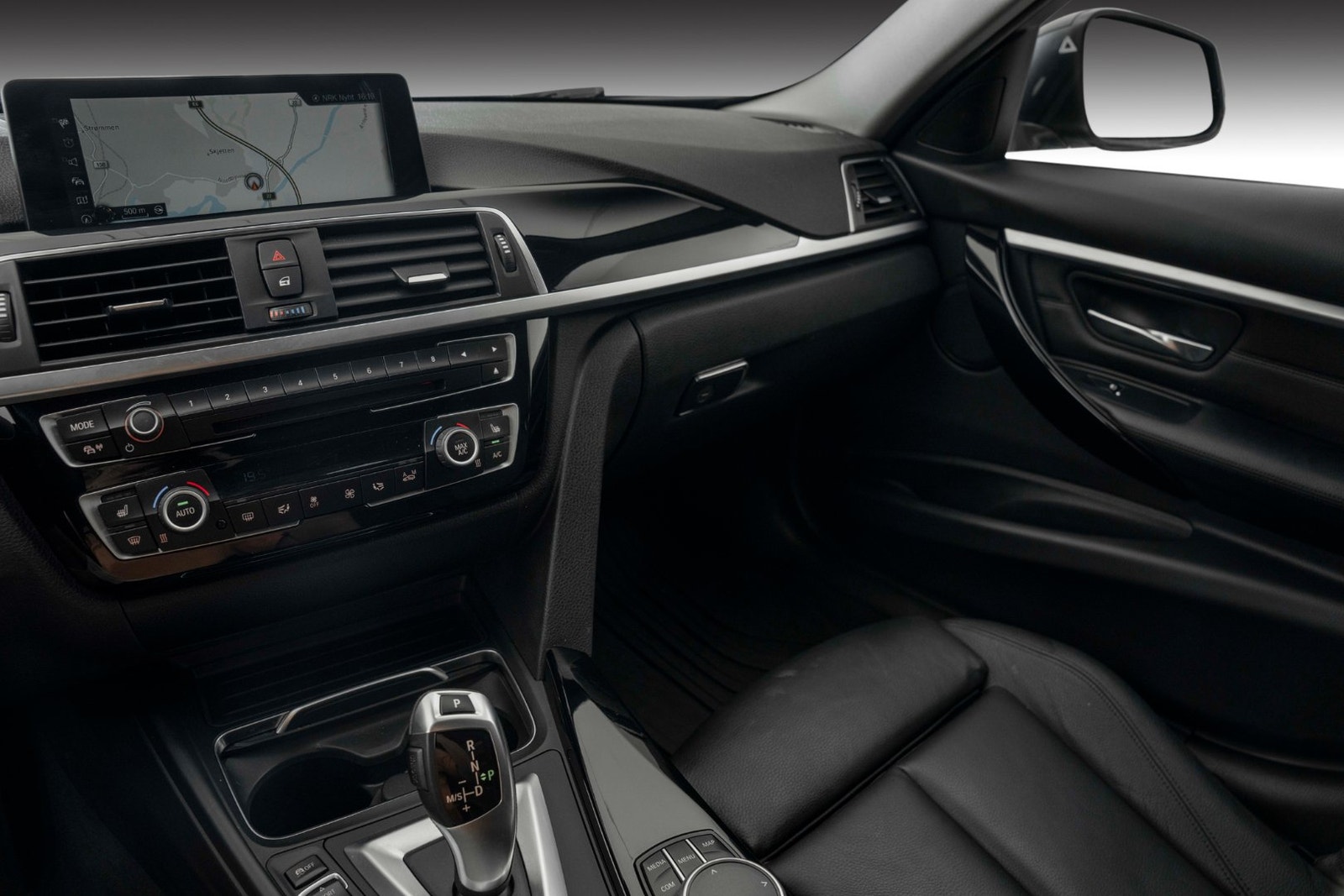 BMW 330e Sedan Steptronic, 8-trinn, 252hk, 2017