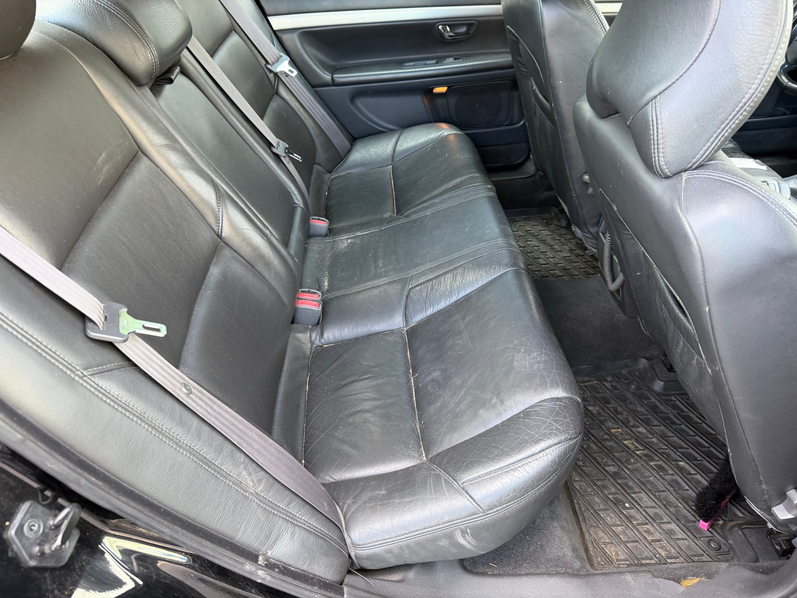 Volvo S80 2.0T Automatic, 180hp, 2001
