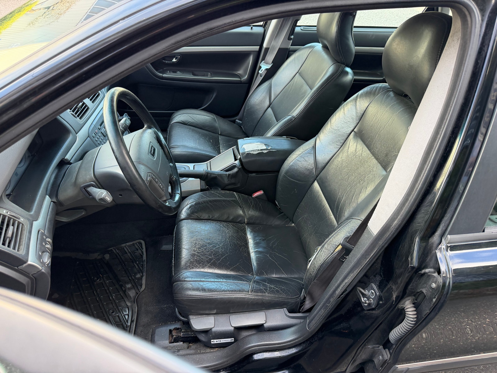 Volvo S80 2.0T Automatic, 180hp, 2001