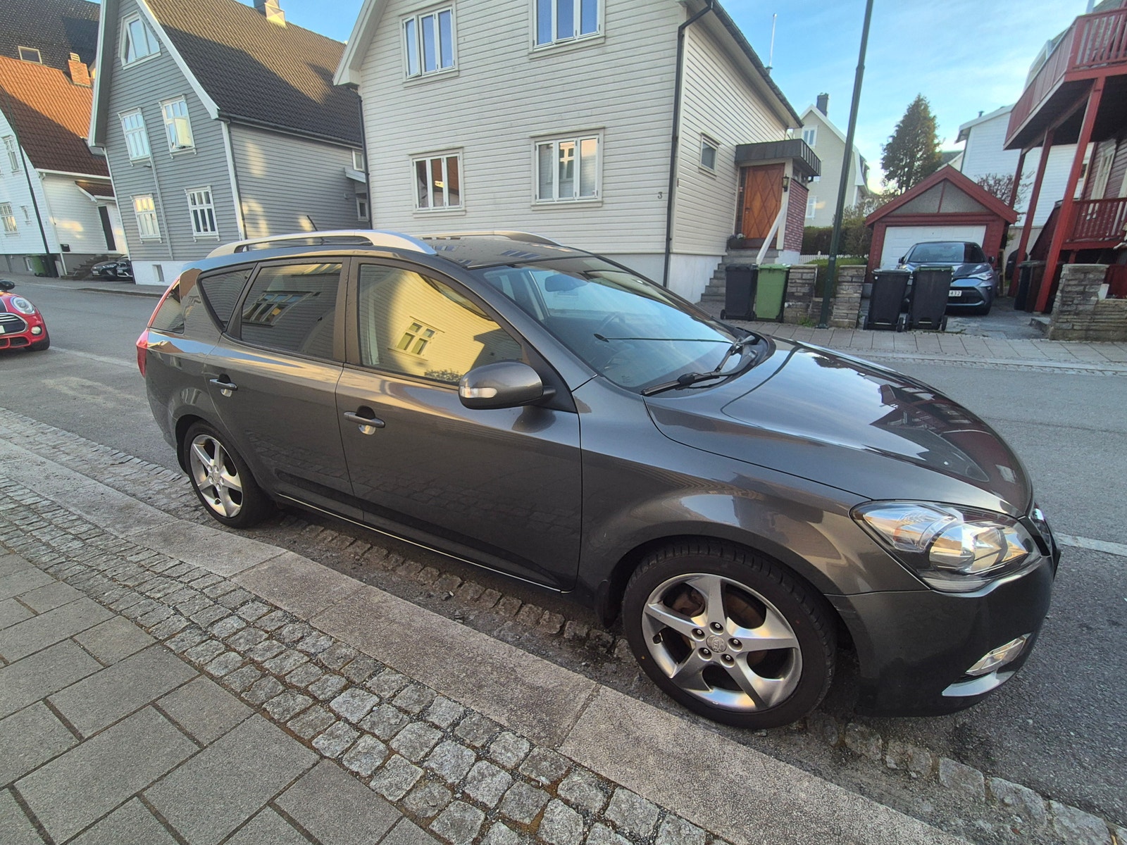 Kia cee'd_sw 1.6 CRDi Manual, 6-trins, 90ps, 2011
