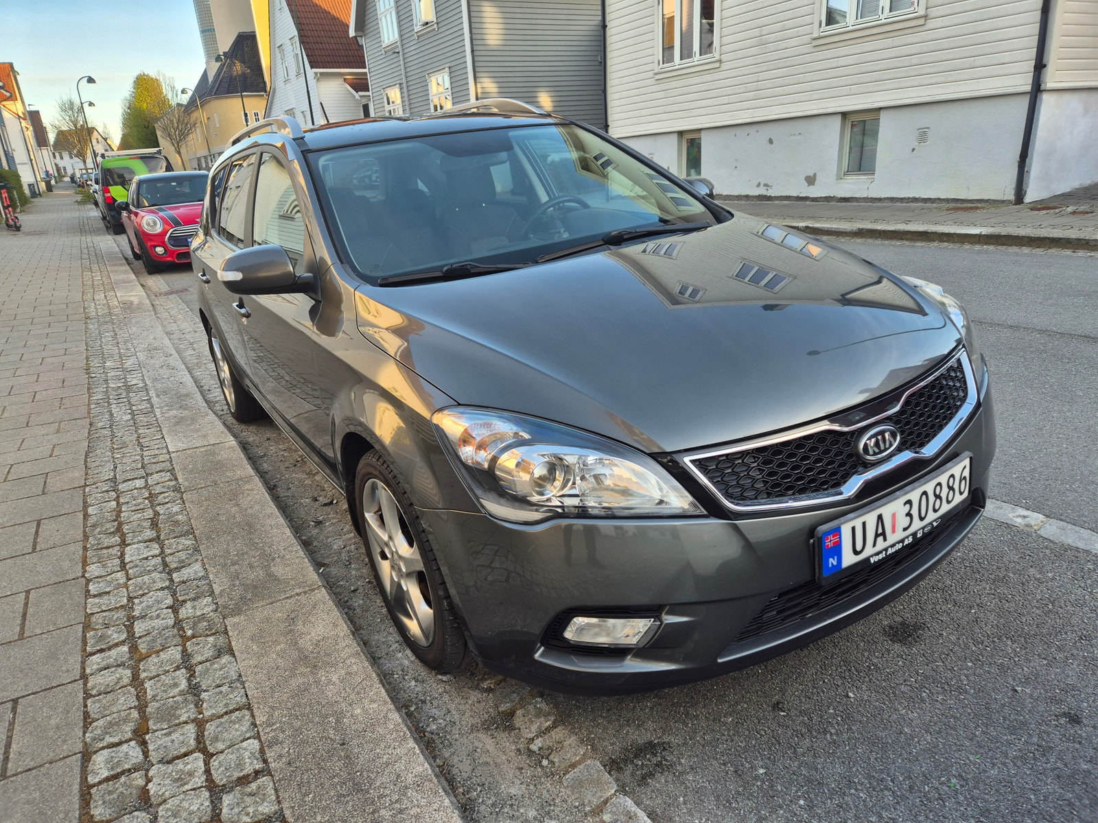 Kia cee'd_sw 1.6 CRDi Manual, 6-trins, 90ps, 2011