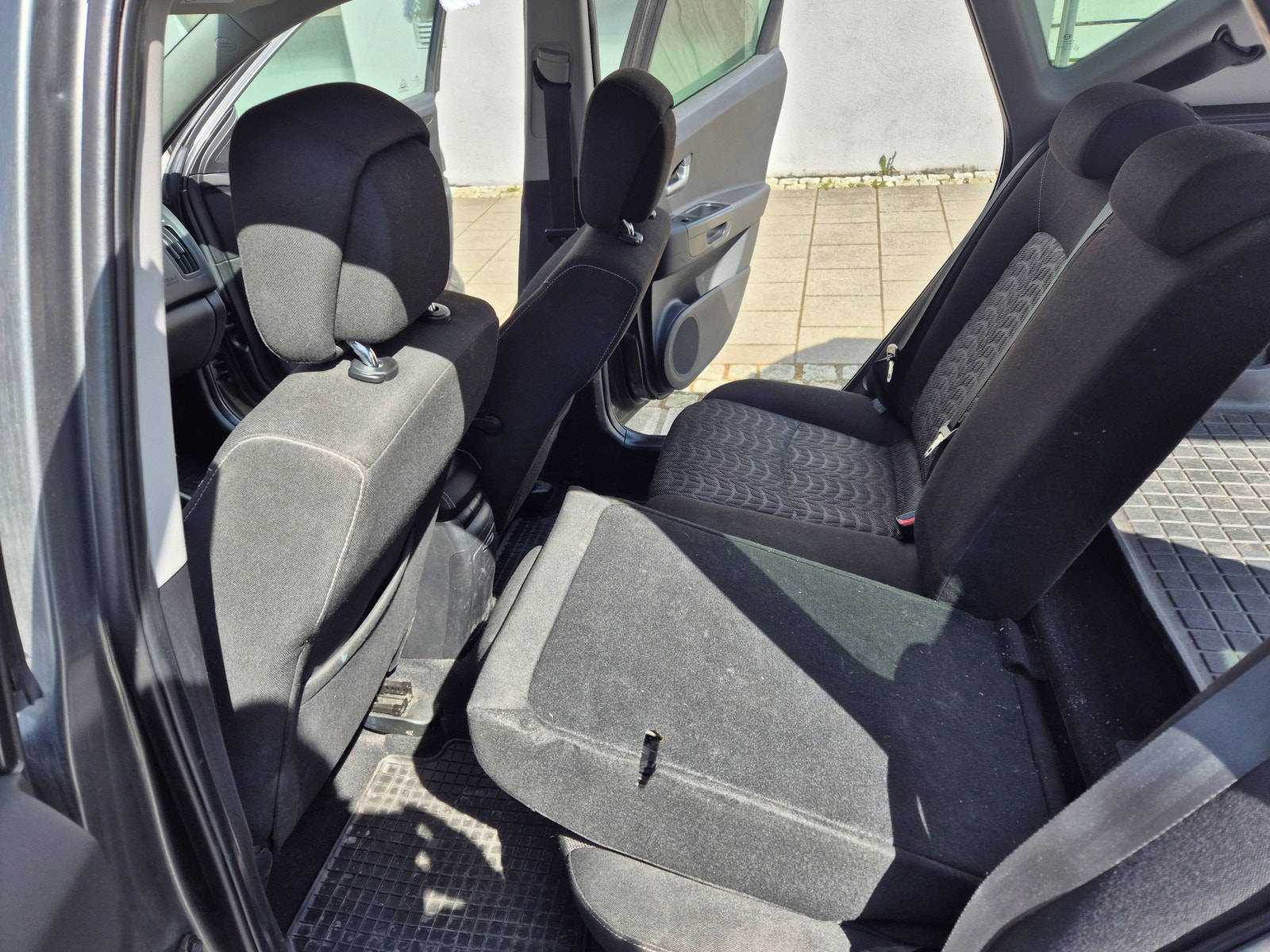 Kia cee'd_sw 1.6 CRDi Manual, 6-trins, 90ps, 2011