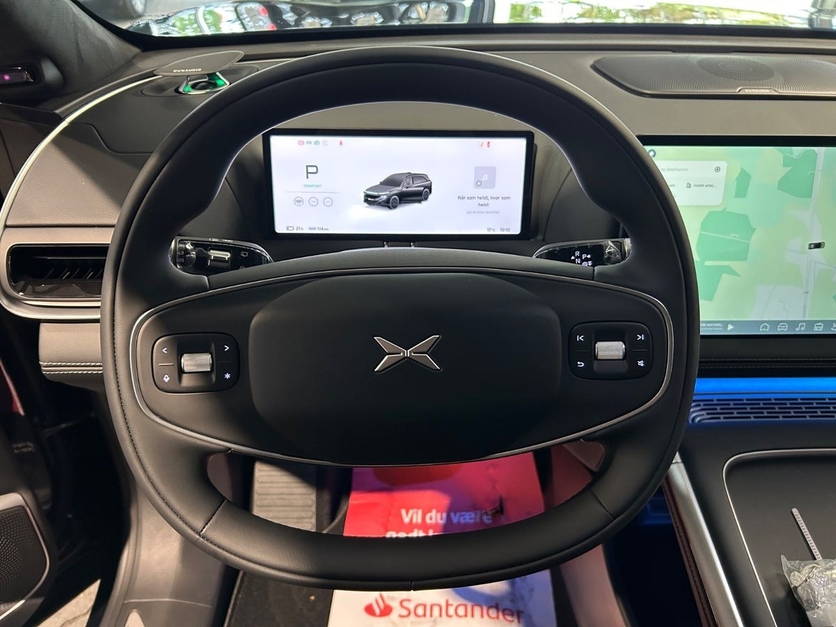 XPENG G9 Performance, 575ps, 2026
