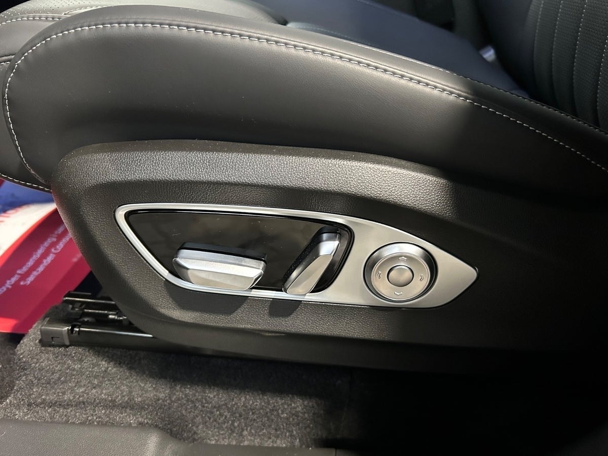 XPENG G9 Performance, 575ps, 2026