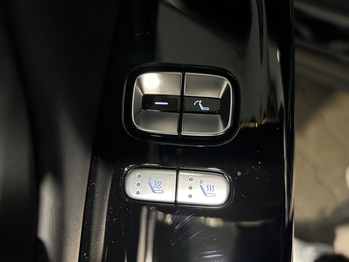 XPENG G9 Performance, 575ps, 2026