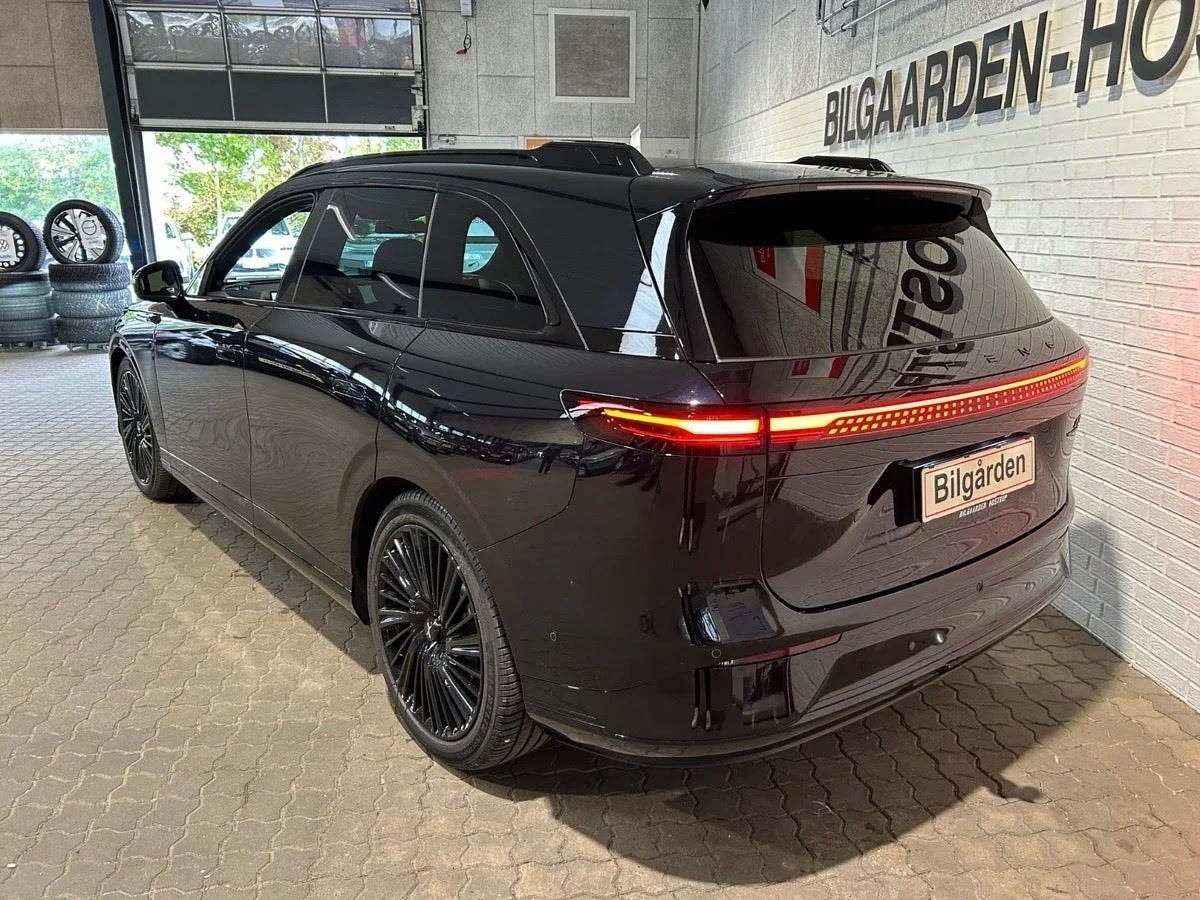XPENG G9 Performance, 575ps, 2026