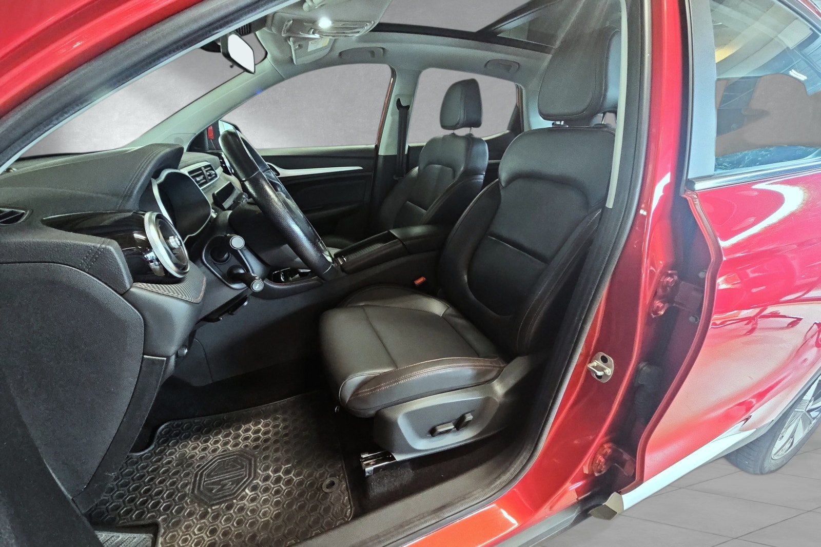 MG ZS EV Long Range, 156hp, 2022