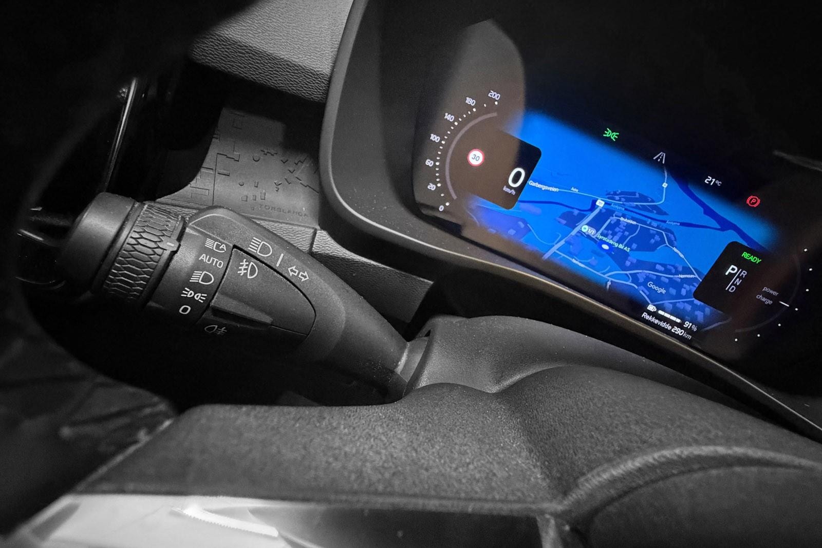 Volvo XC40 Recharge Twin, 408hk, 2023