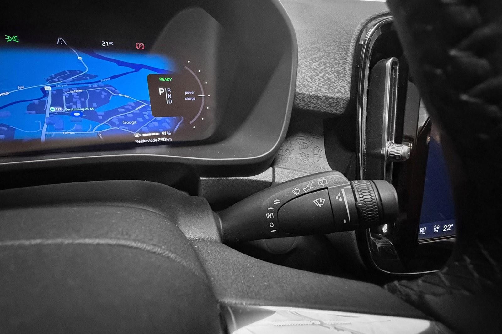Volvo XC40 Recharge Twin, 408hk, 2023