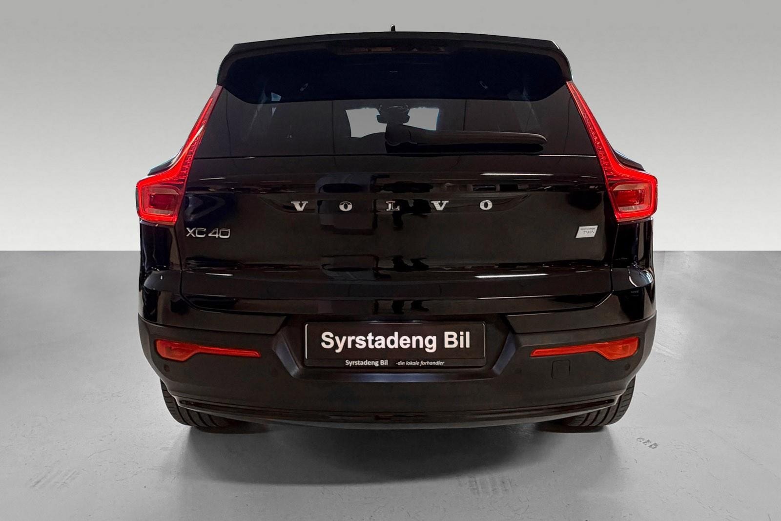 Volvo XC40 Recharge Twin, 408hk, 2023