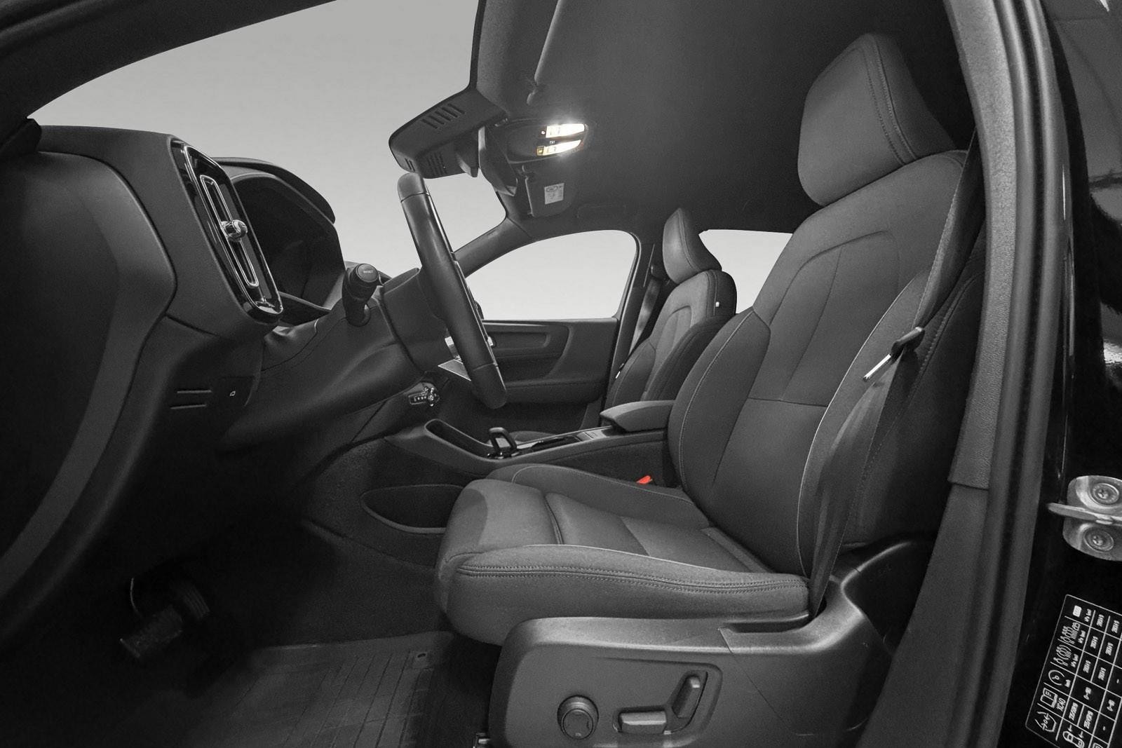 Volvo XC40 Recharge Twin, 408hk, 2023