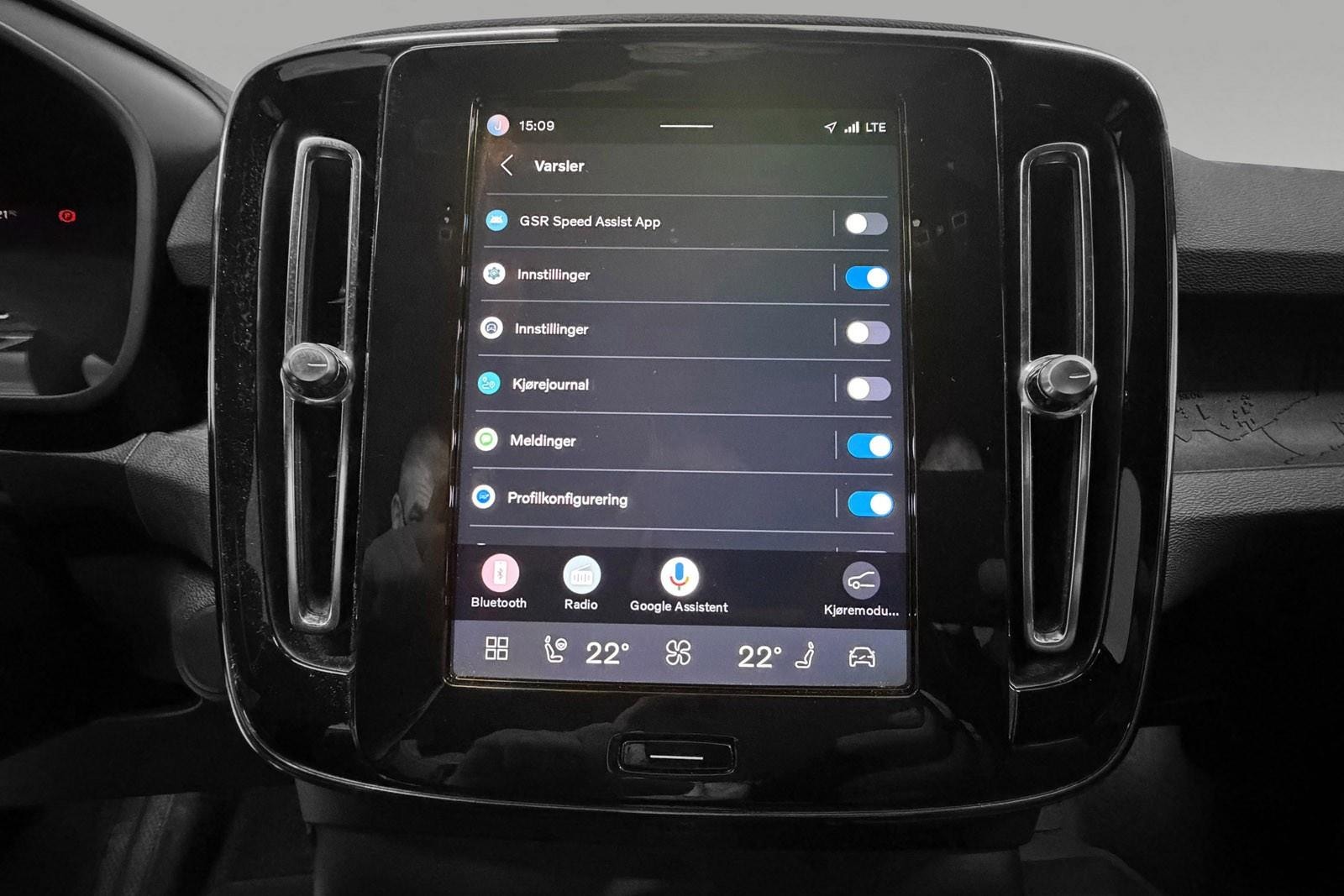 Volvo XC40 Recharge Twin, 408hk, 2023