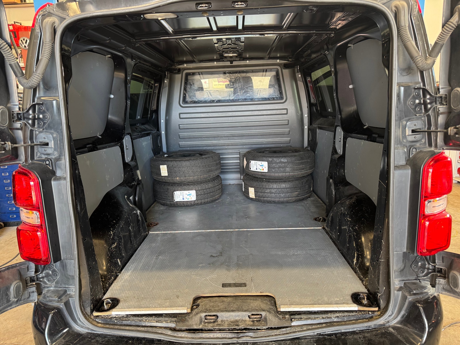 Citroën Jumpy Van 2.0 BlueHDi 120 Manual, 6-trins, 122ps, 2018