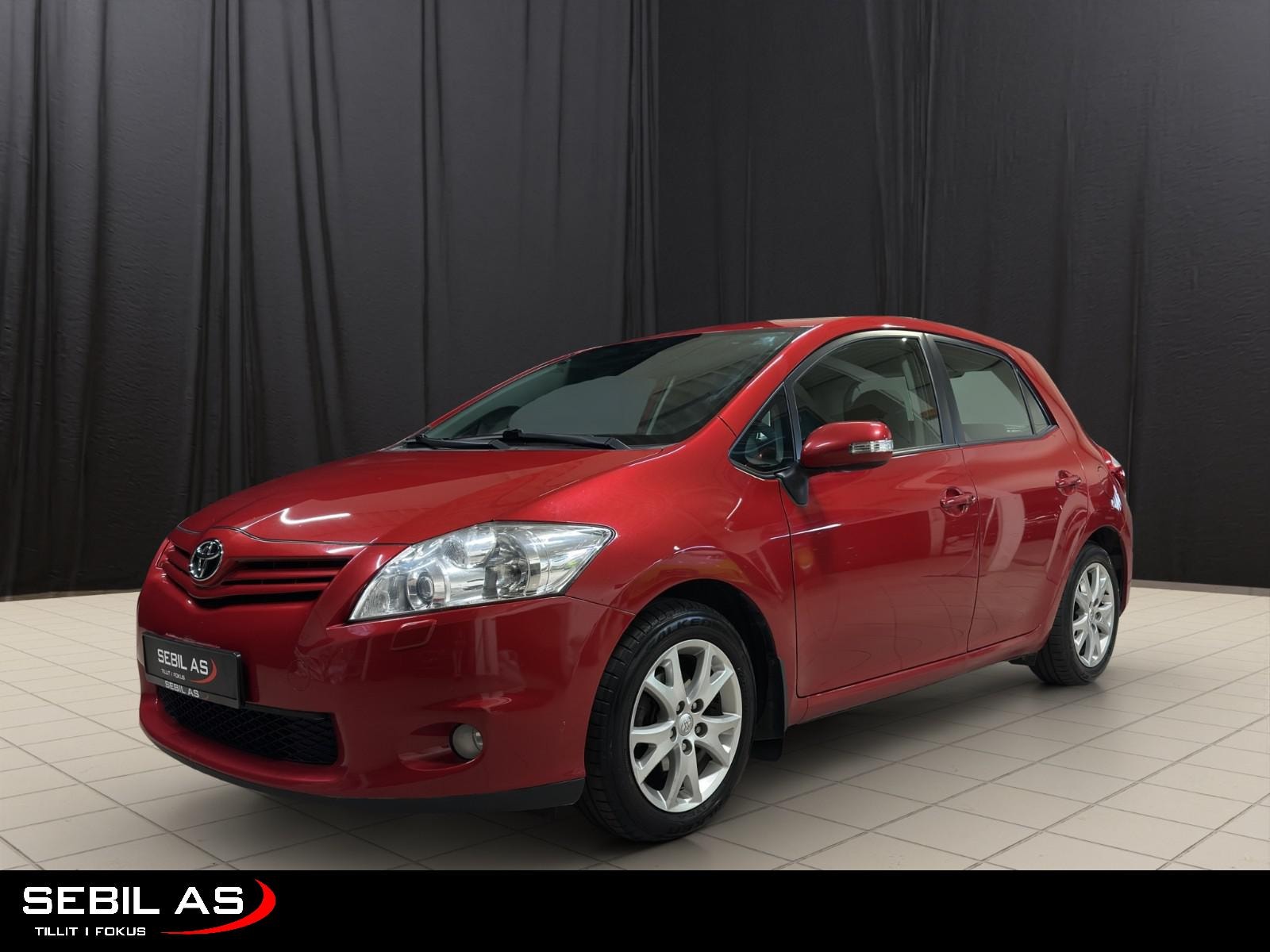 Toyota Auris 5-door 1.6 Valvematic MultiMode, 6-trins, 132ps, 2012