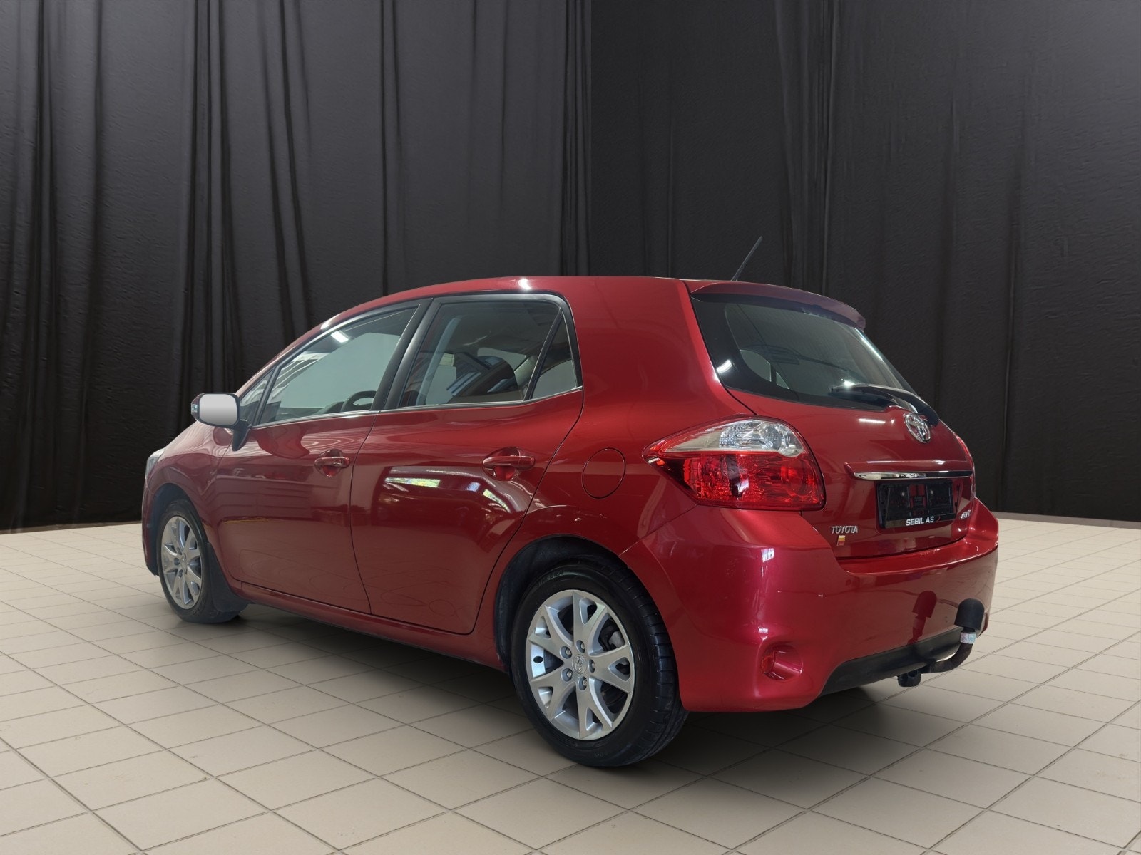 Toyota Auris 5-door 1.6 Valvematic MultiMode, 6-trins, 132ps, 2012