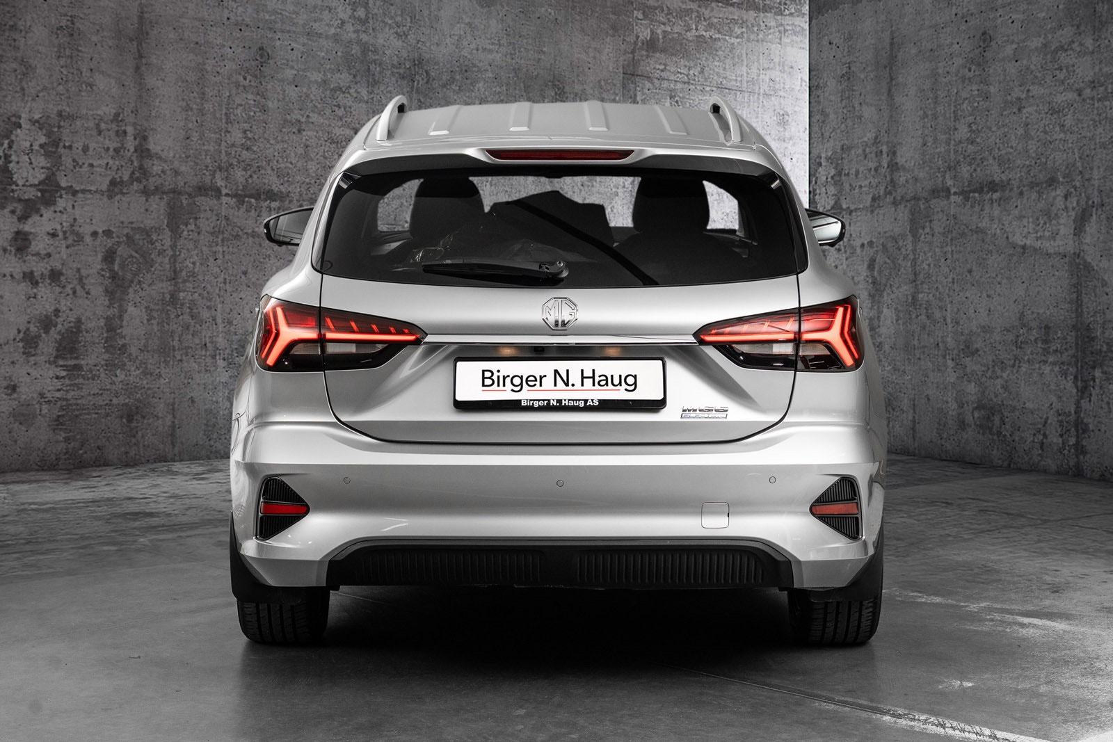 MG 5 Long Range 61.1 kWh, 156hp, 2024