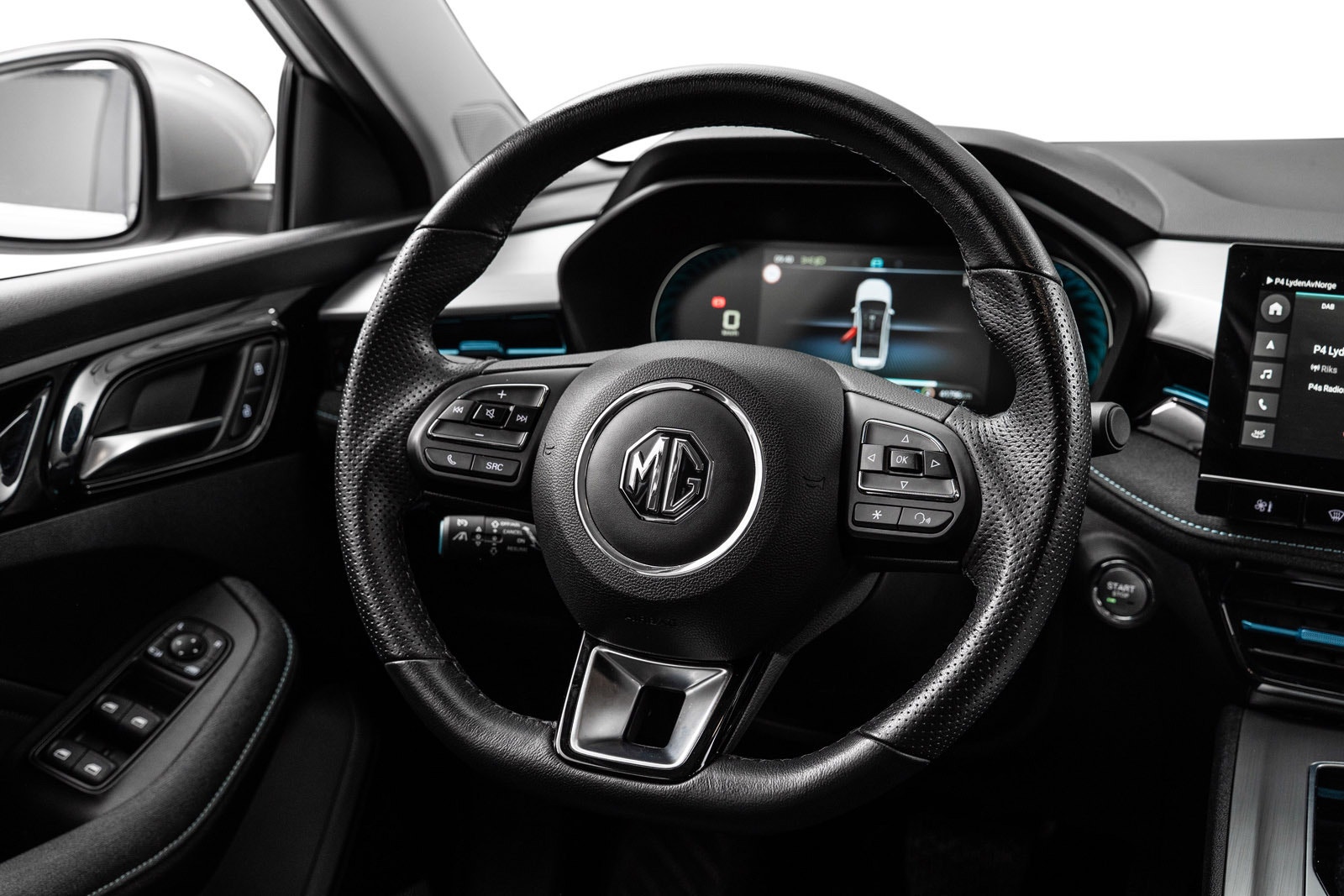 MG 5 Long Range 61.1 kWh, 156hp, 2024