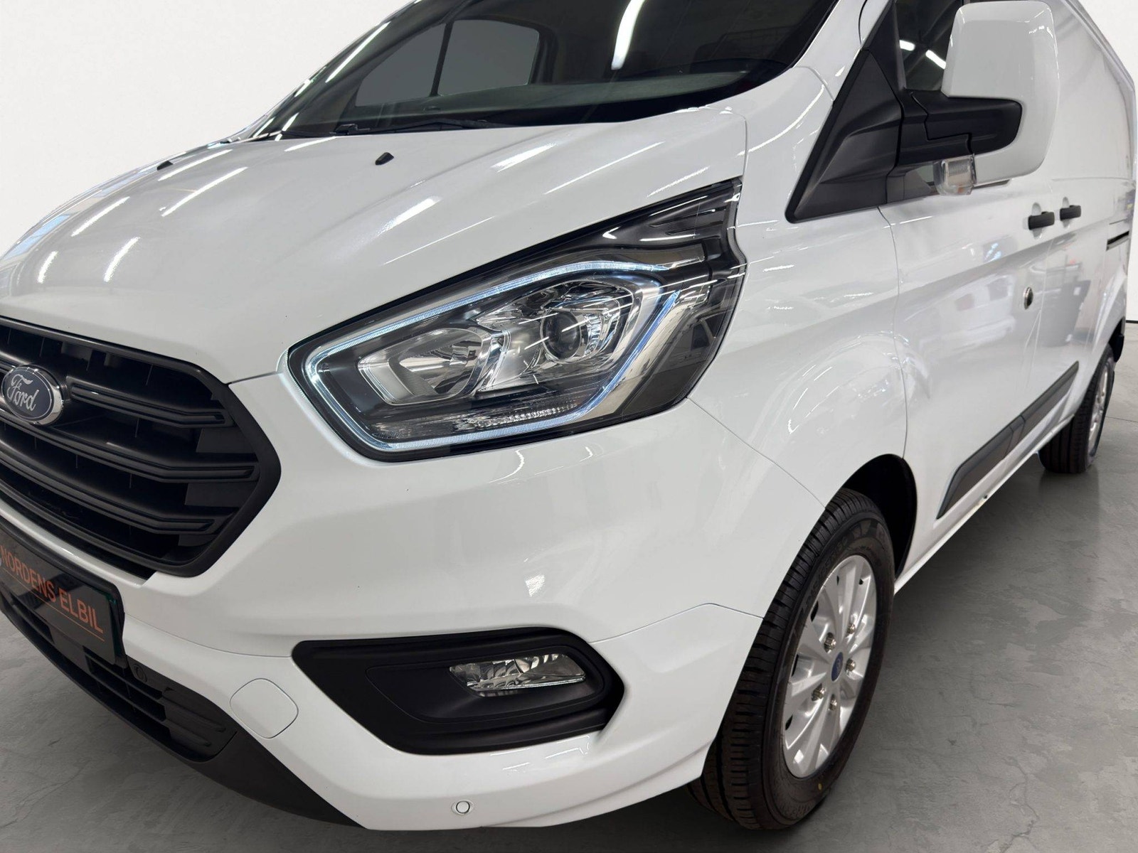Ford Transit Custom 340 2.0 EcoBlue Manual, 130hp, 2023