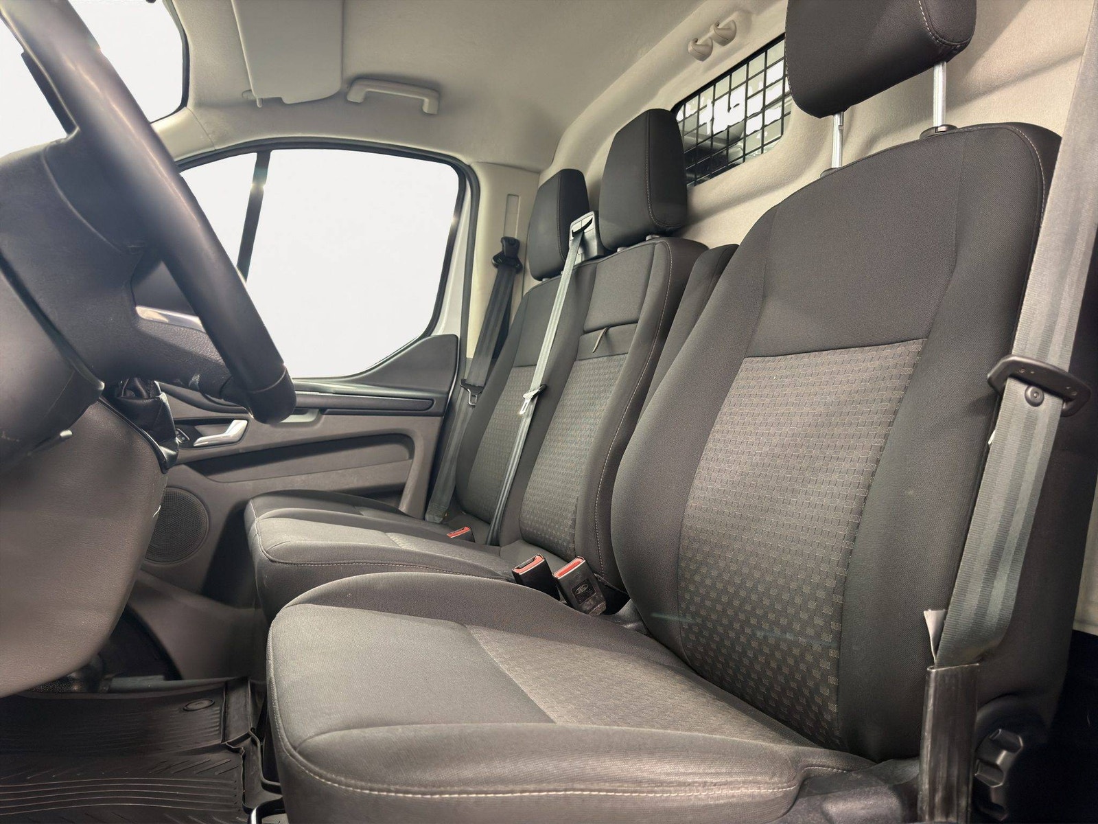 Ford Transit Custom 340 2.0 EcoBlue Manual, 130hp, 2023