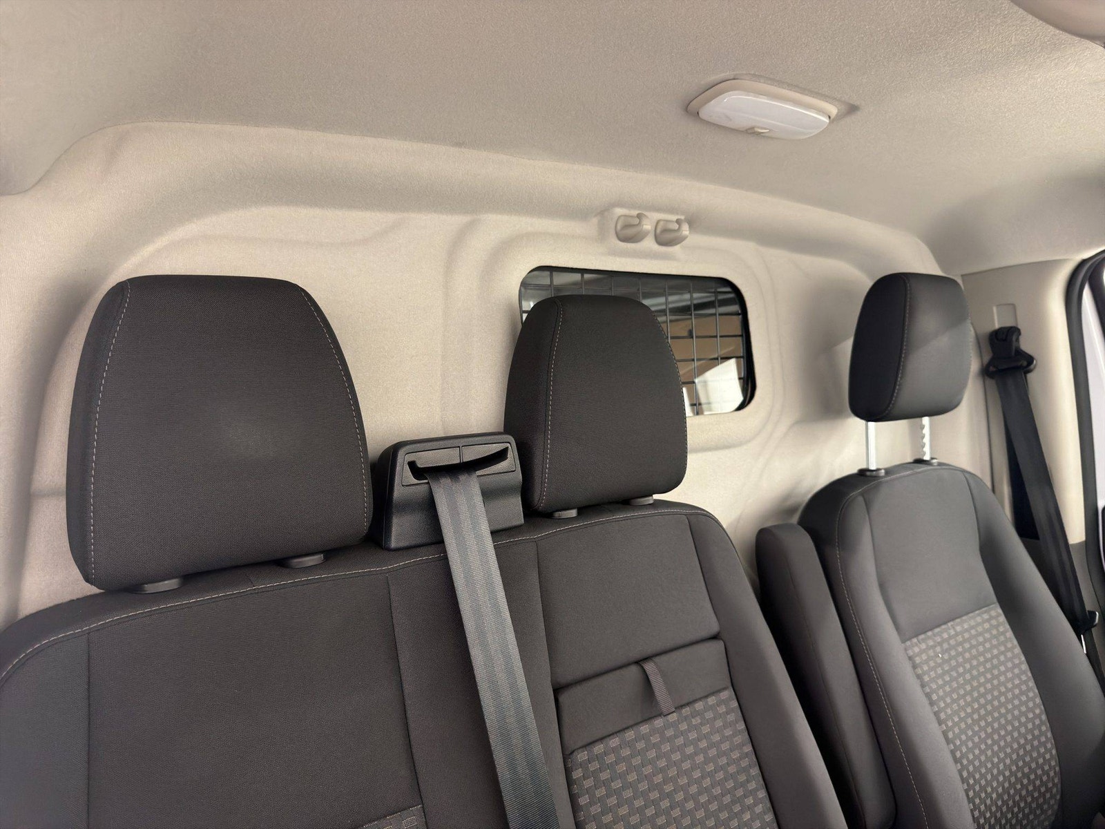 Ford Transit Custom 340 2.0 EcoBlue Manual, 130hp, 2023