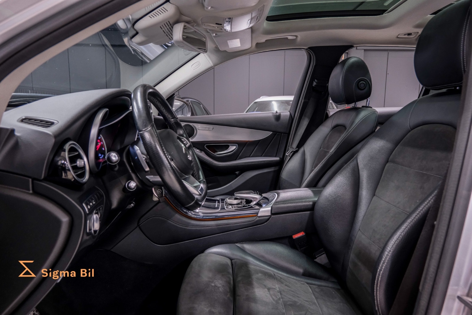 Mercedes-Benz GLC 350 e 4MATIC 7G-Tronic Plus, 327hp, 2017