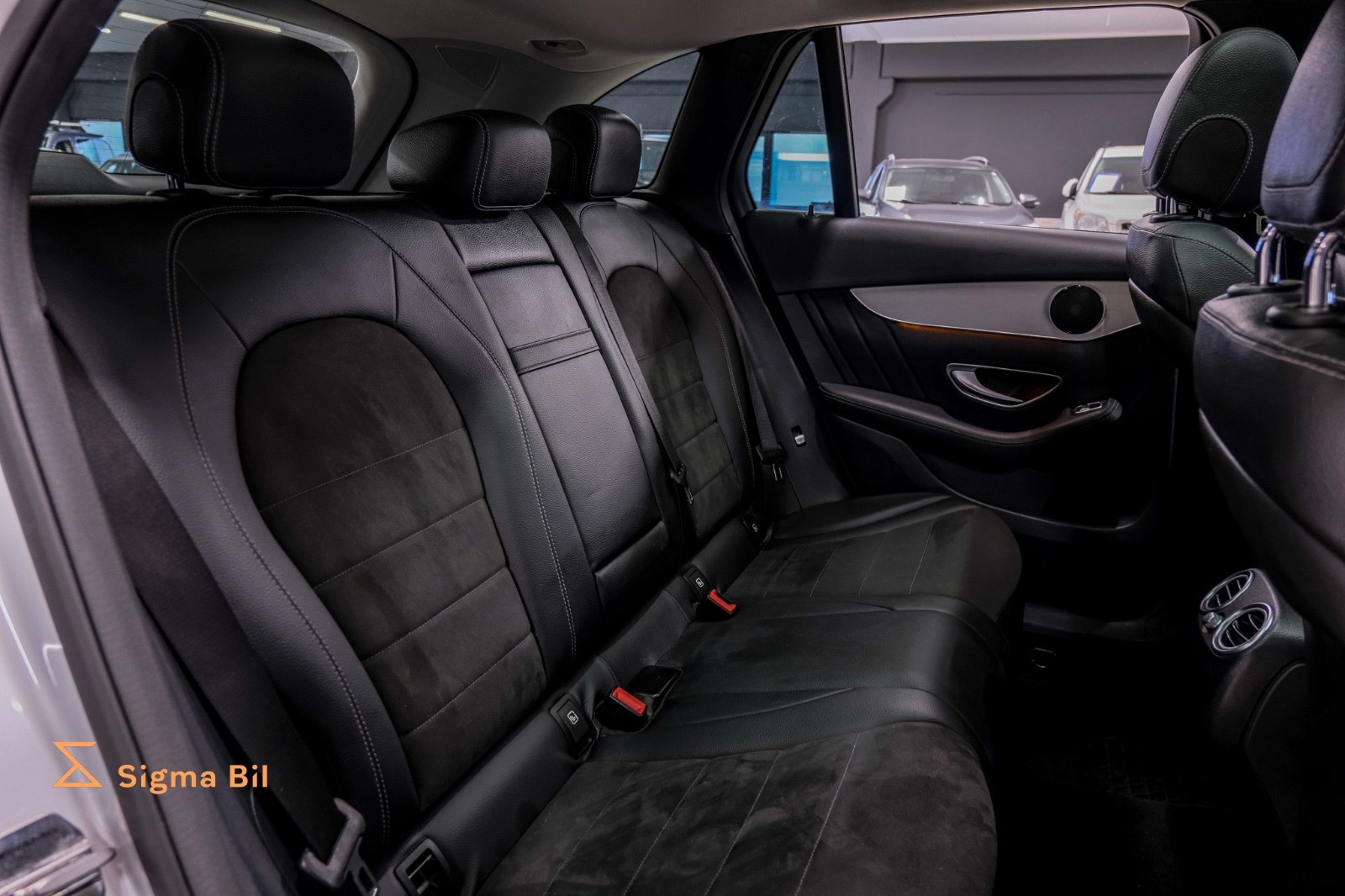 Mercedes-Benz GLC 350 e 4MATIC 7G-Tronic Plus, 327hp, 2017