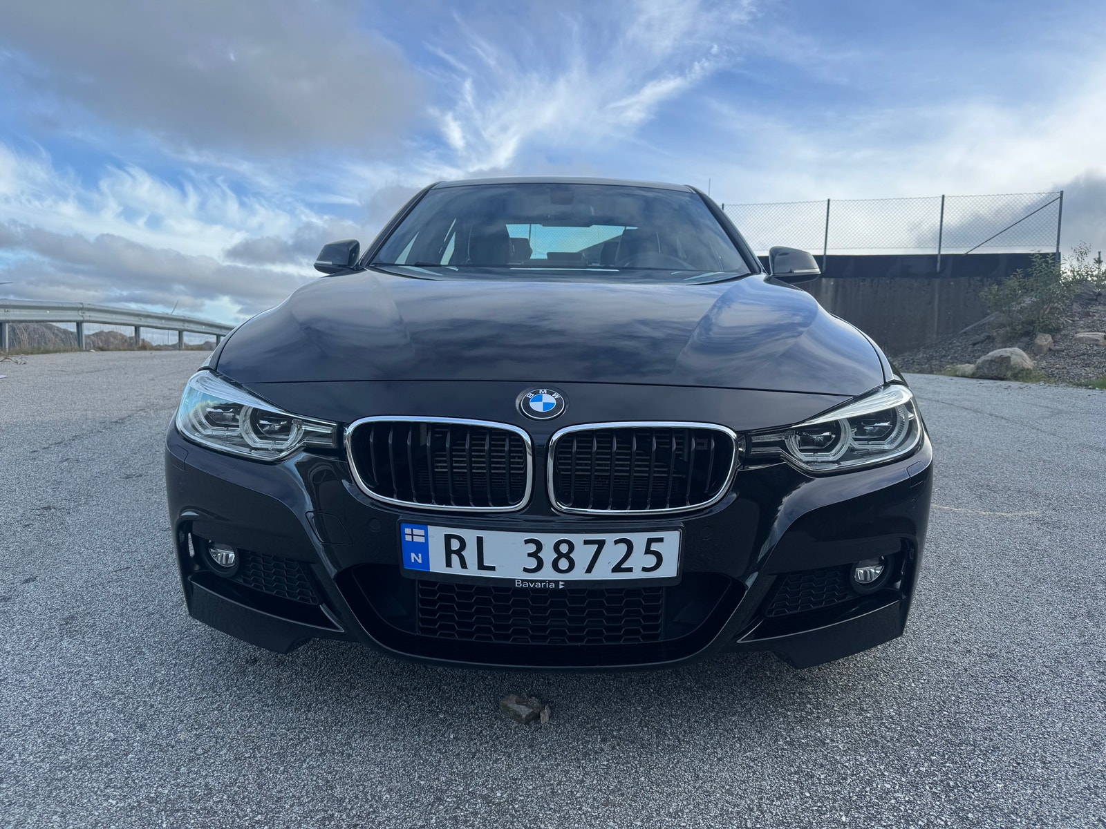 BMW 330e Sedan Steptronic, 252hp, 2018