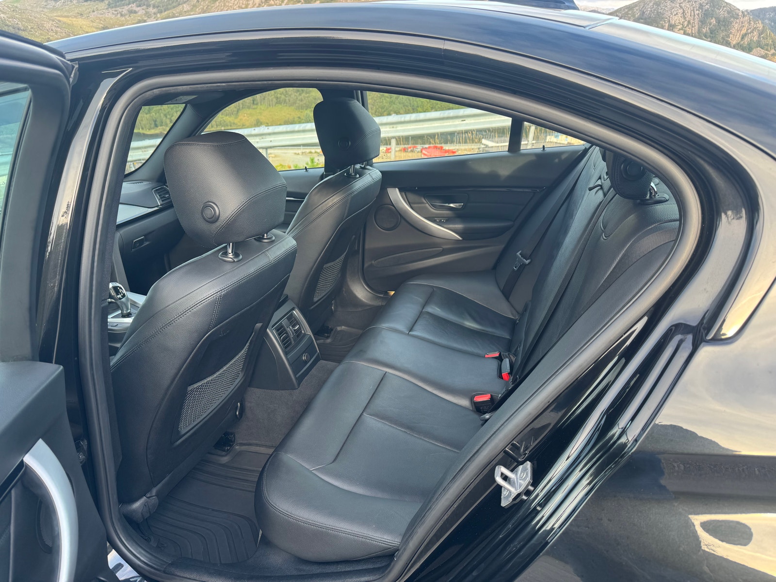 BMW 330e Sedan Steptronic, 252hp, 2018