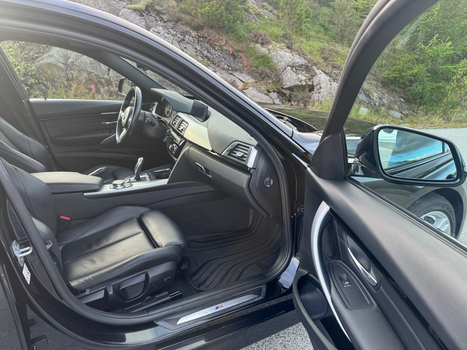 BMW 330e Sedan Steptronic, 252hp, 2018