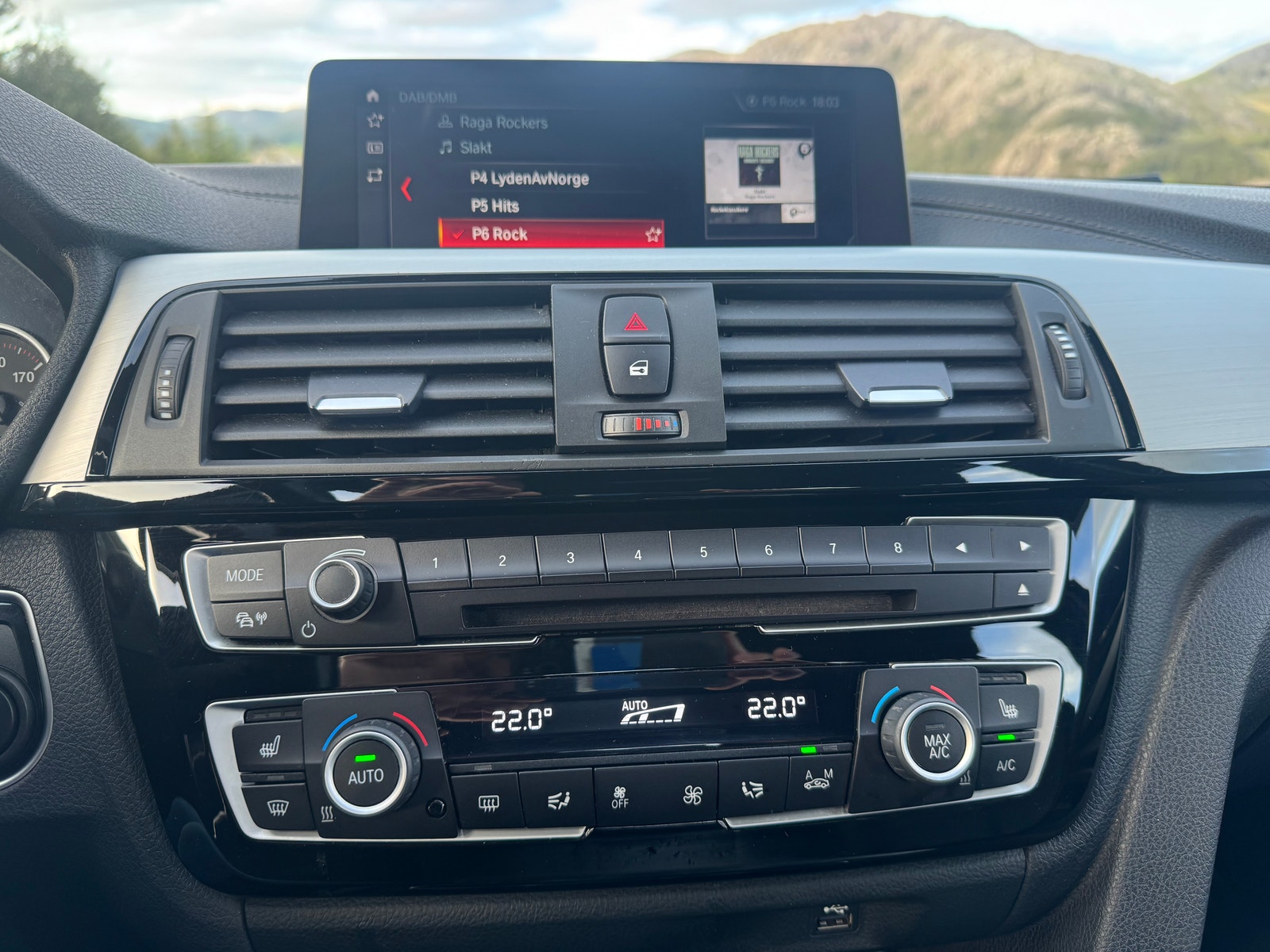 BMW 330e Sedan Steptronic, 252hp, 2018