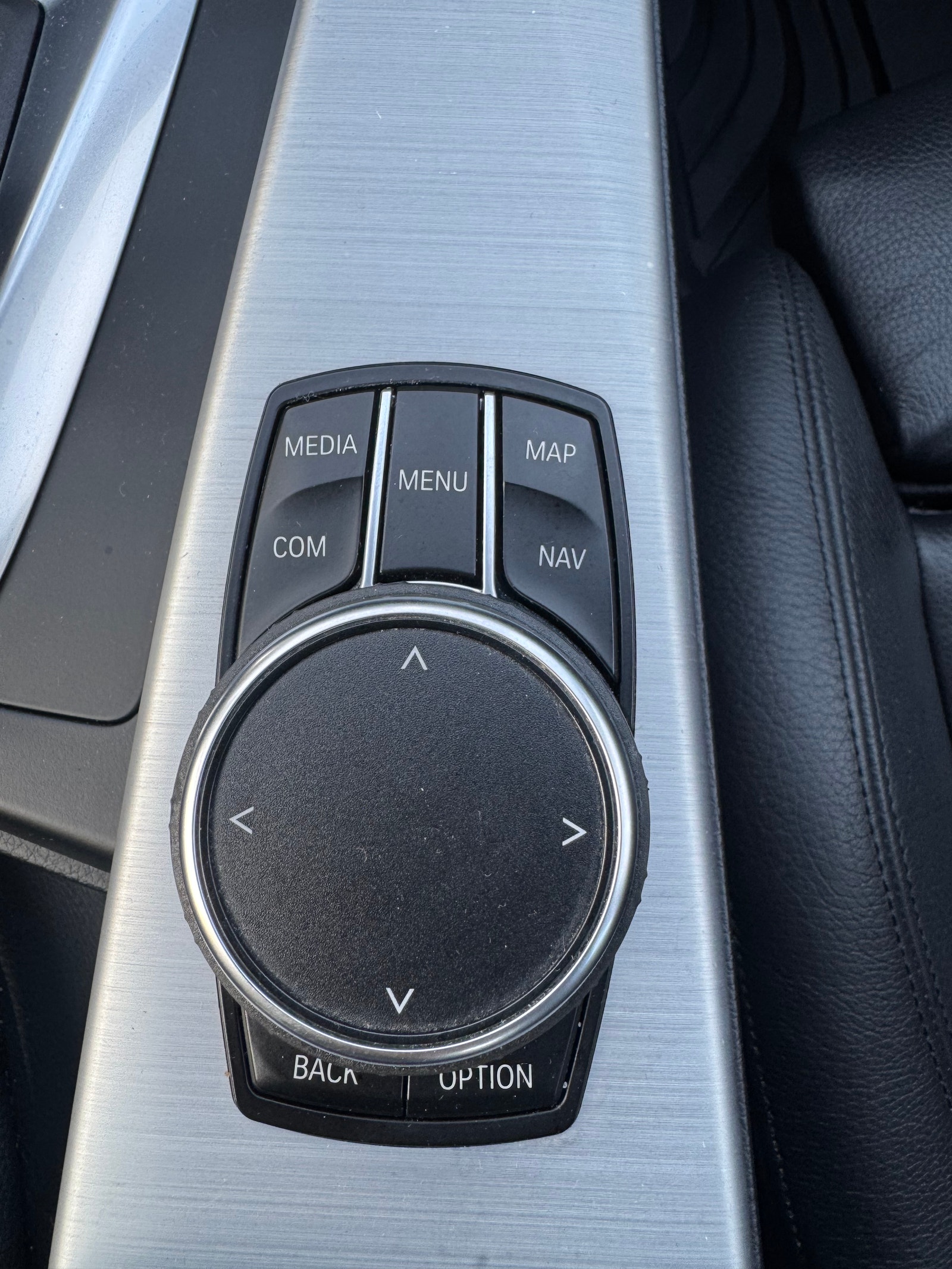 BMW 330e Sedan Steptronic, 252hp, 2018