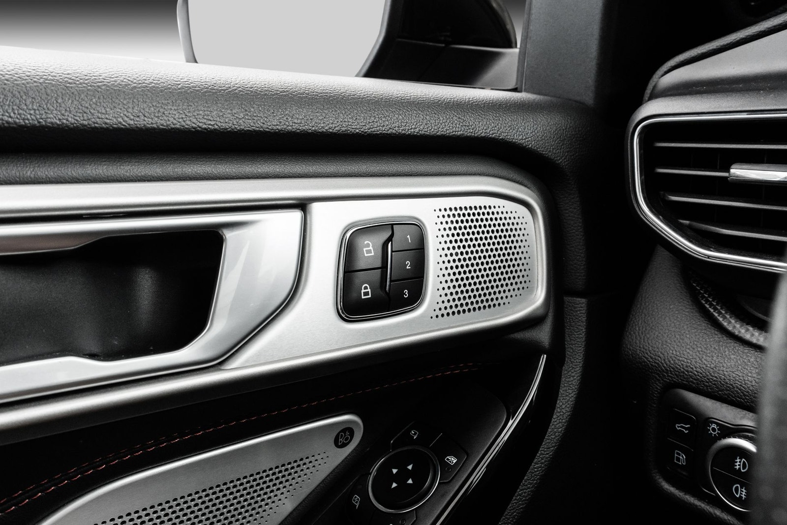 Ford Explorer Plug-In Hybrid SelectShift, 457hp, 2023