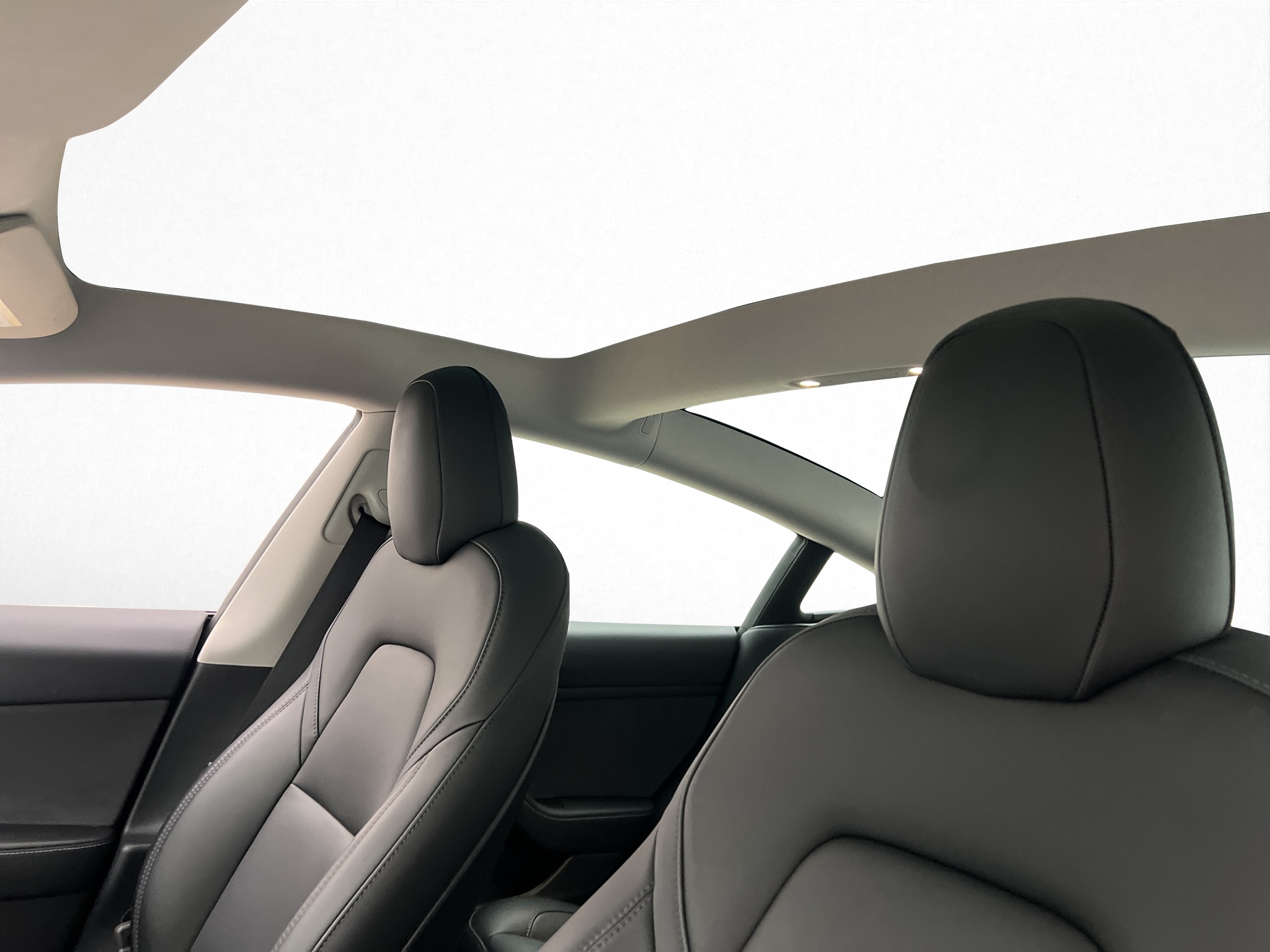 Tesla Model 3 Long Range AWD, 498ps, 2023