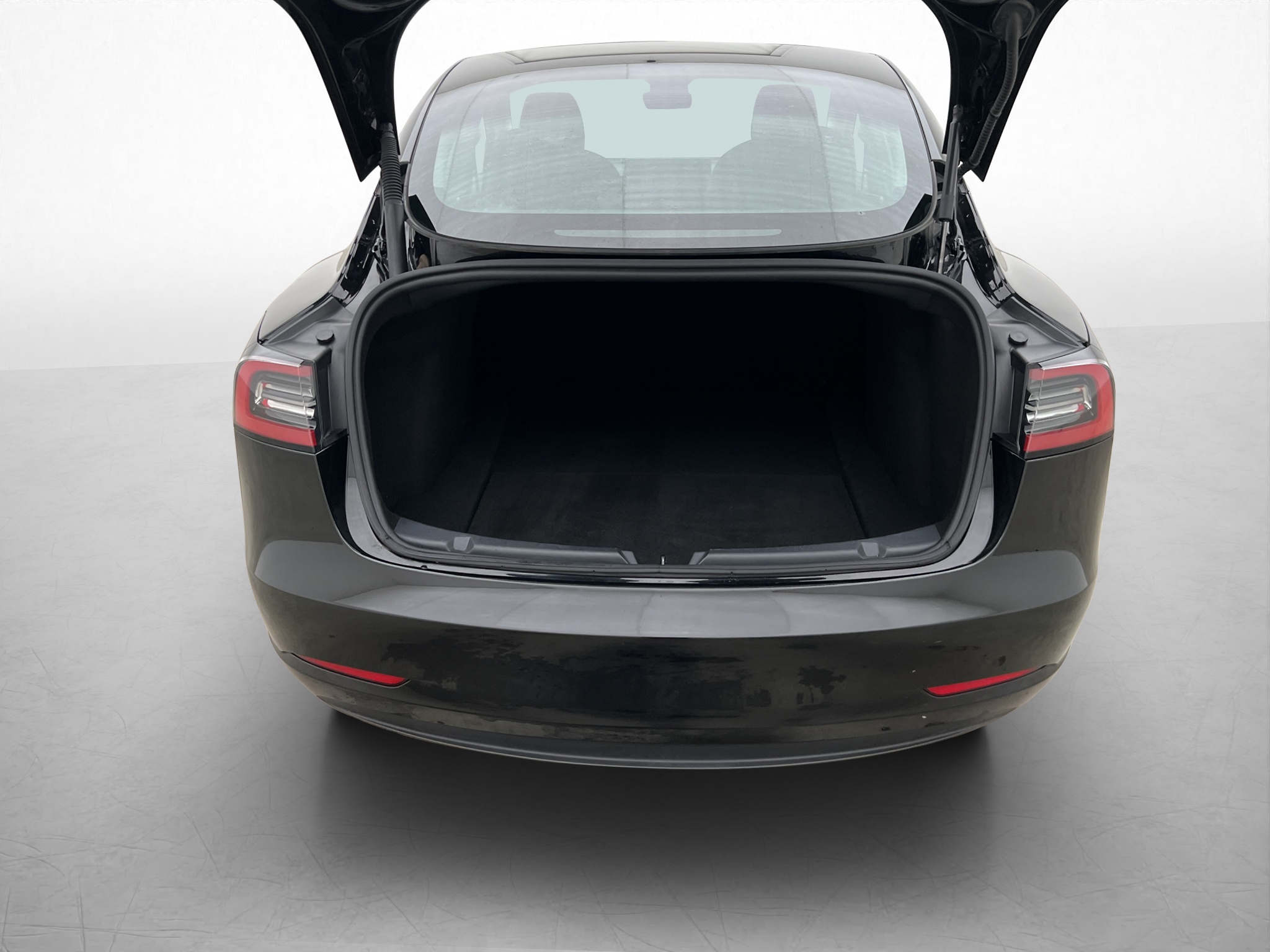 Tesla Model 3 Long Range AWD, 498ps, 2023