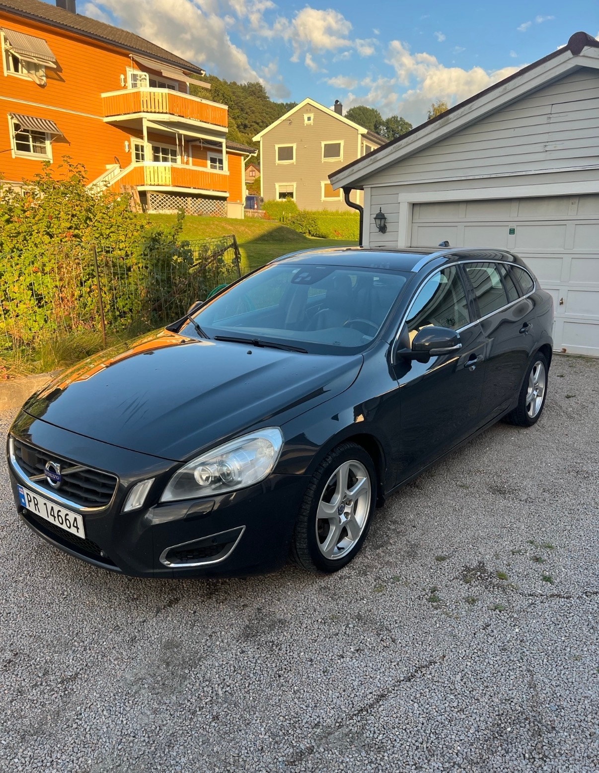 Volvo V60 D2 Powershift 6, 6-trins, 115ps, 2013