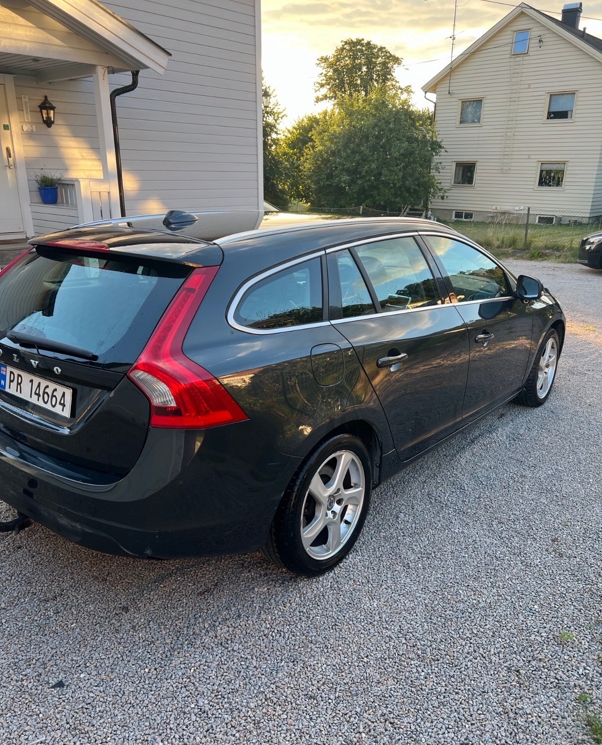 Volvo V60 D2 Powershift 6, 6-trins, 115ps, 2013
