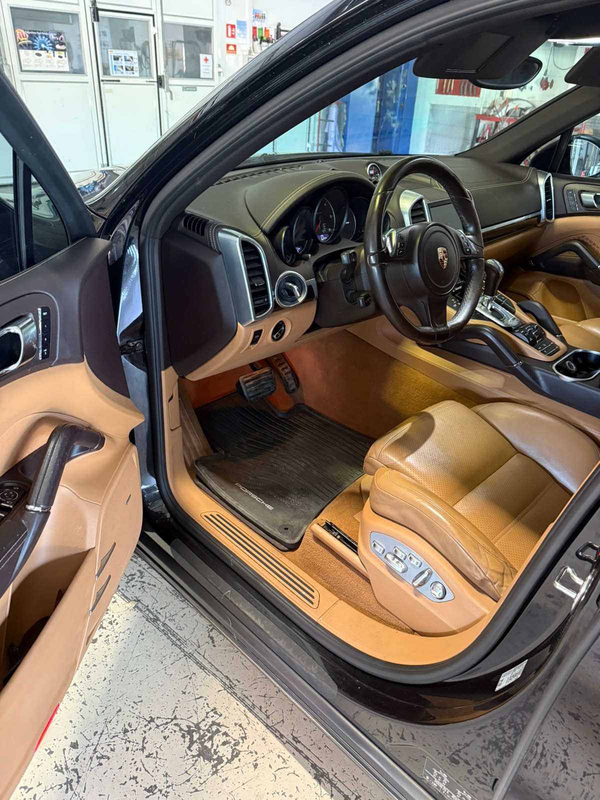 Porsche Cayenne Diesel TipTronic S, 211hk, 2014