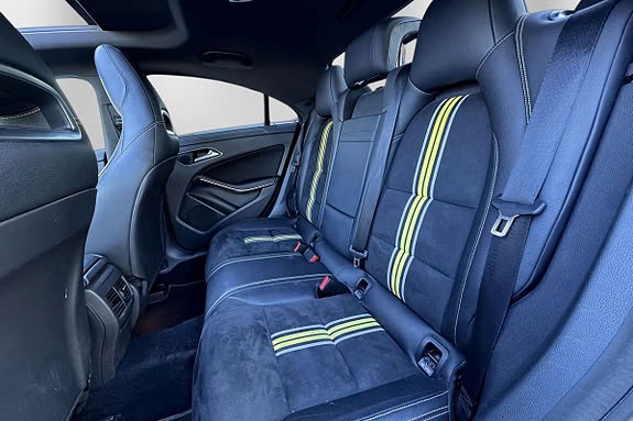 Mercedes-Benz CLA 180 7G-DCT, 122hp, 2014