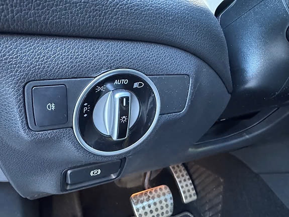 Mercedes-Benz CLA 180 7G-DCT, 122hp, 2014