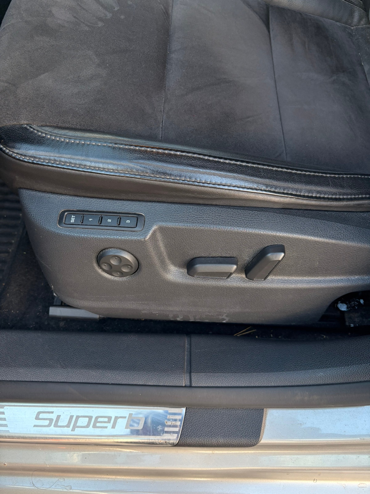 Škoda Superb Combi 1.8 TSI DSG Sequential, 160hp, 2012